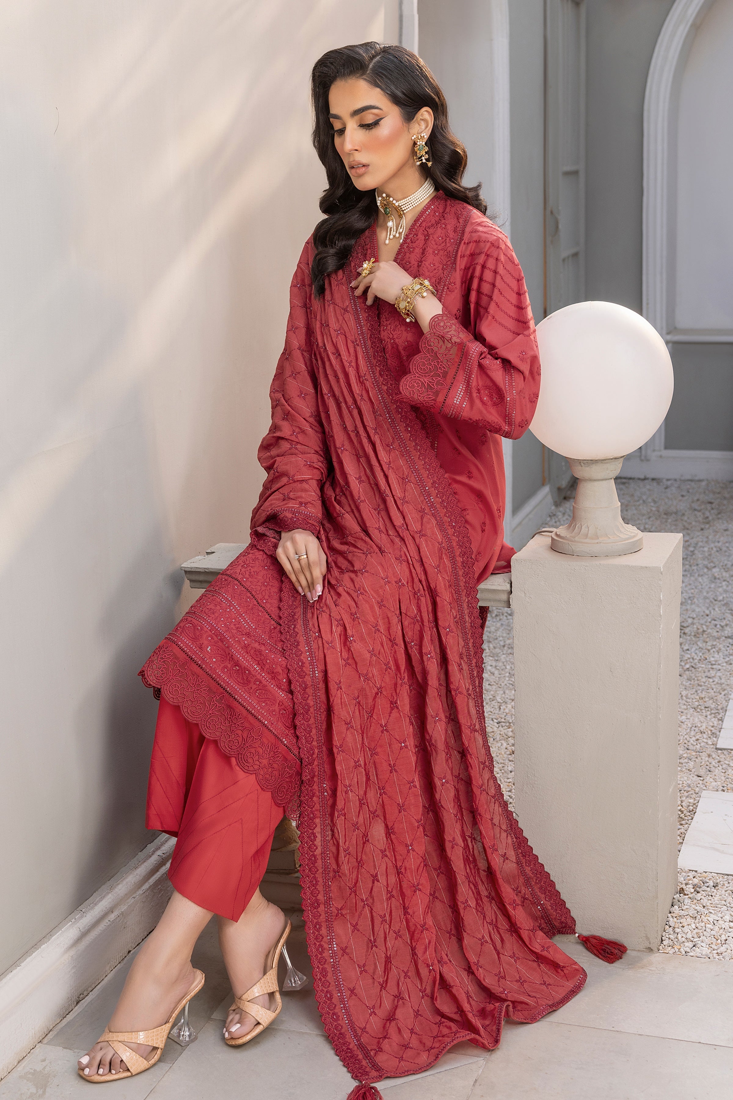 LSM | Winter Marina 24 | 0168 - Official LSM stockist in UK - Sakeena London