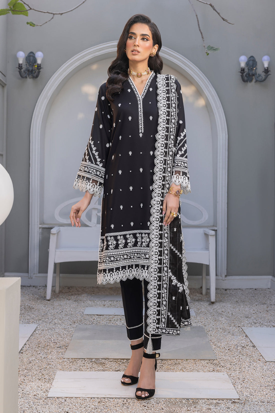 LSM | Winter Marina 24 | 0061 - Official LSM stockist in UK - Sakeena London