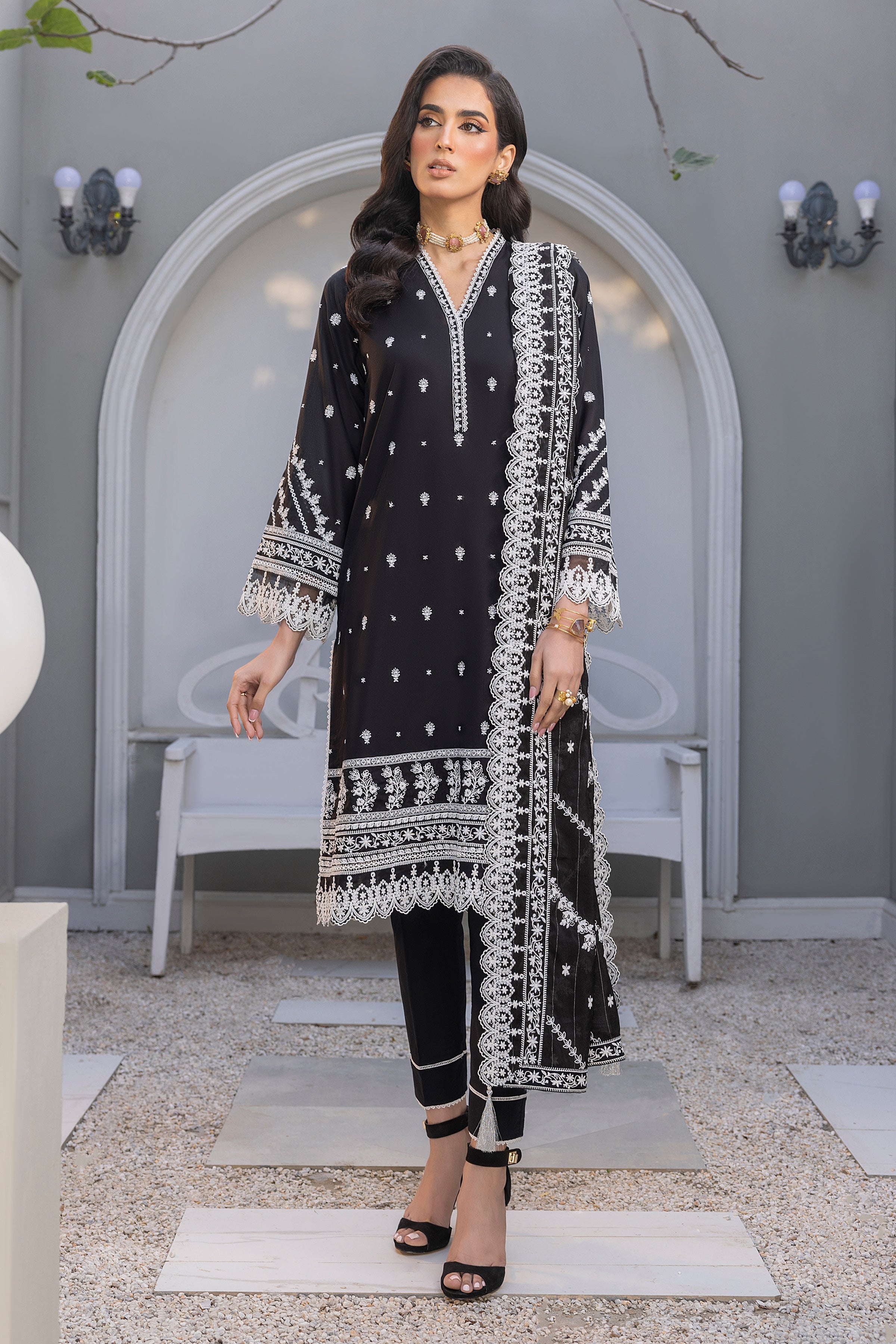 LSM | Winter Marina 24 | 0061 - Official LSM stockist in UK - Sakeena London