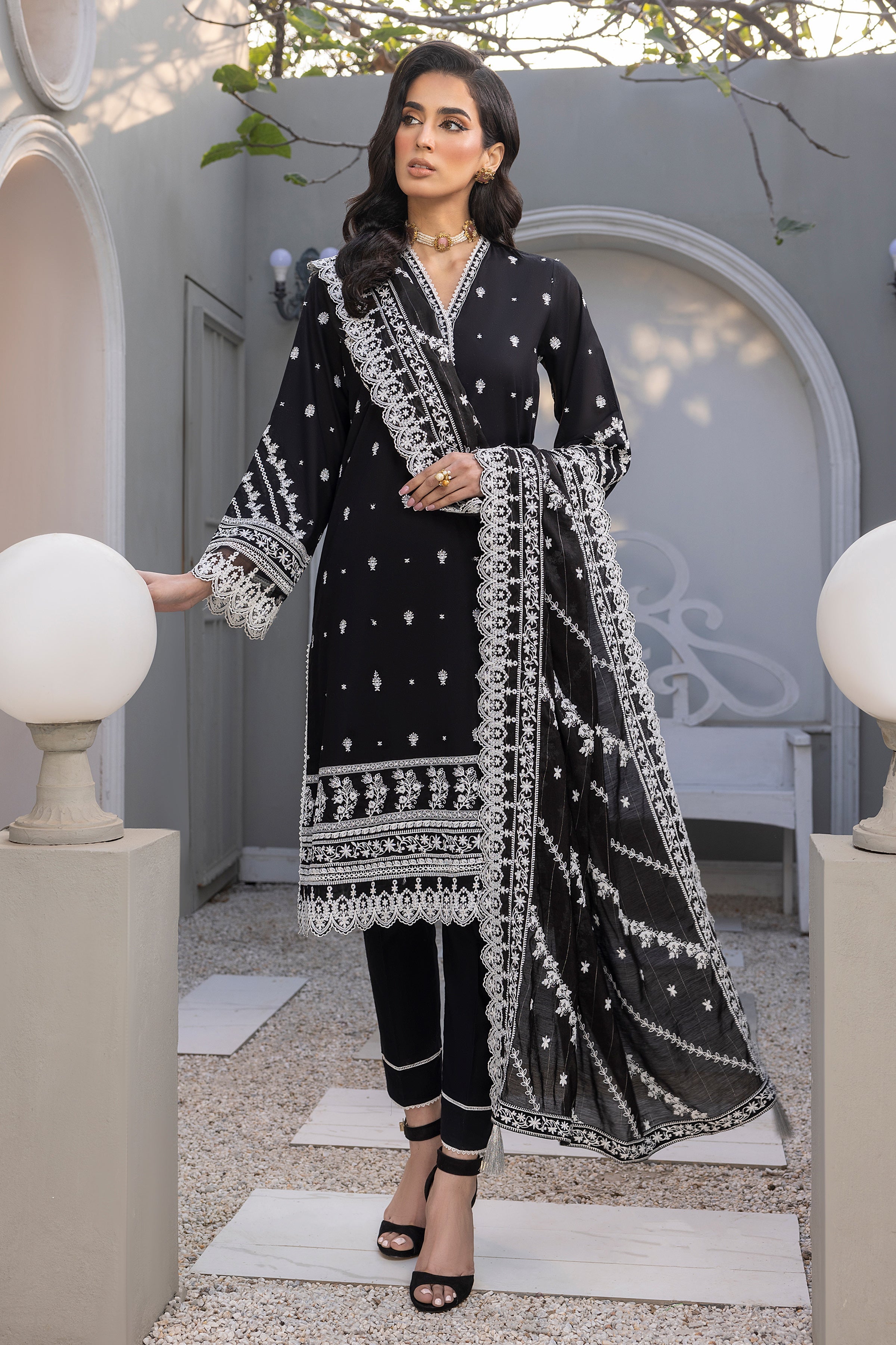 LSM | Winter Marina 24 | 0061 - Official LSM stockist in UK - Sakeena London