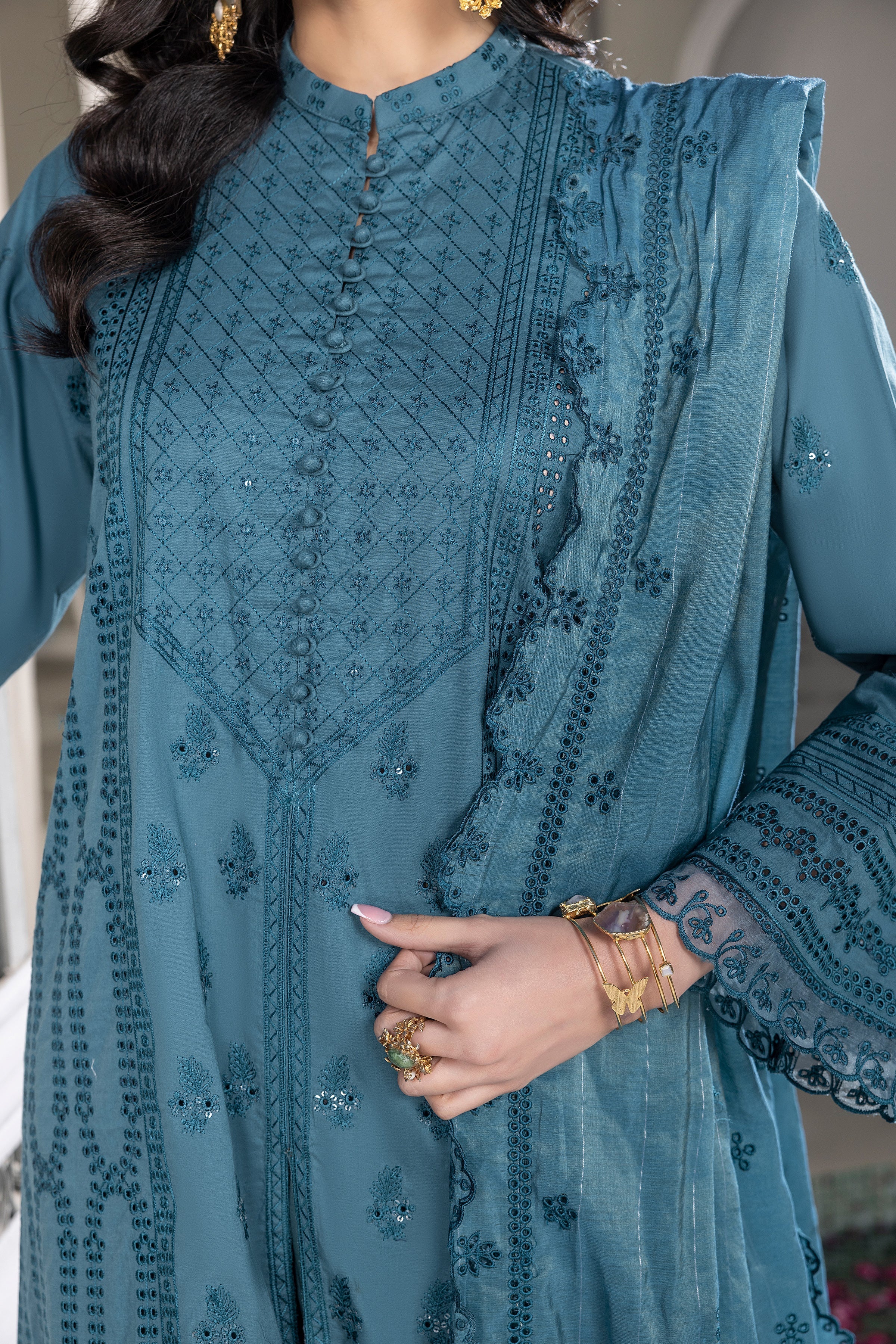 LSM | Winter Marina 24 | 0170 - Official LSM stockist in UK - Sakeena London