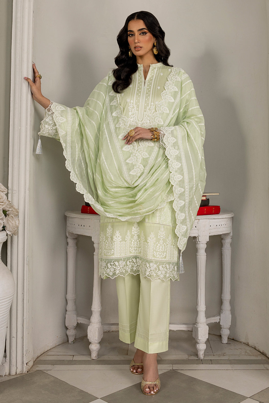 LSM | Winter Marina 24 | 0175 - Official LSM stockist in UK - Sakeena London