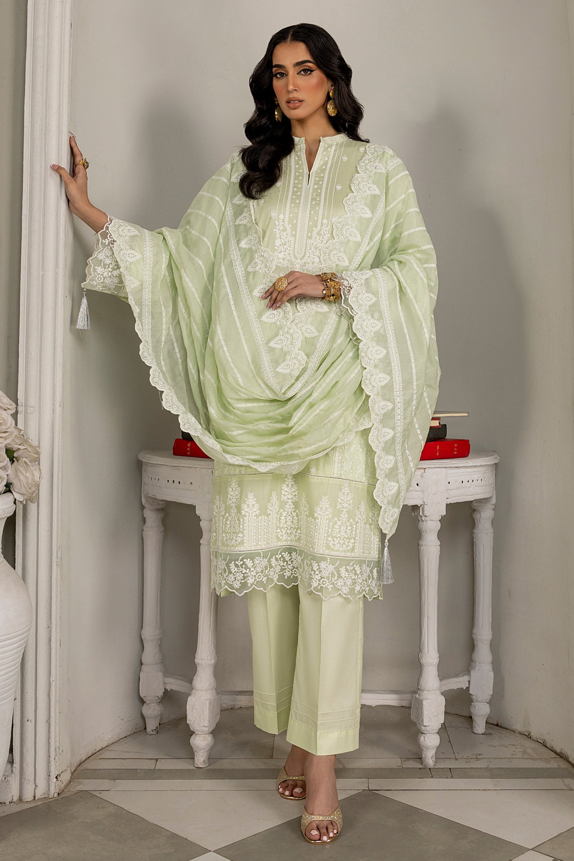 LSM | Winter Marina 24 | 0175 - Official LSM stockist in UK - Sakeena London