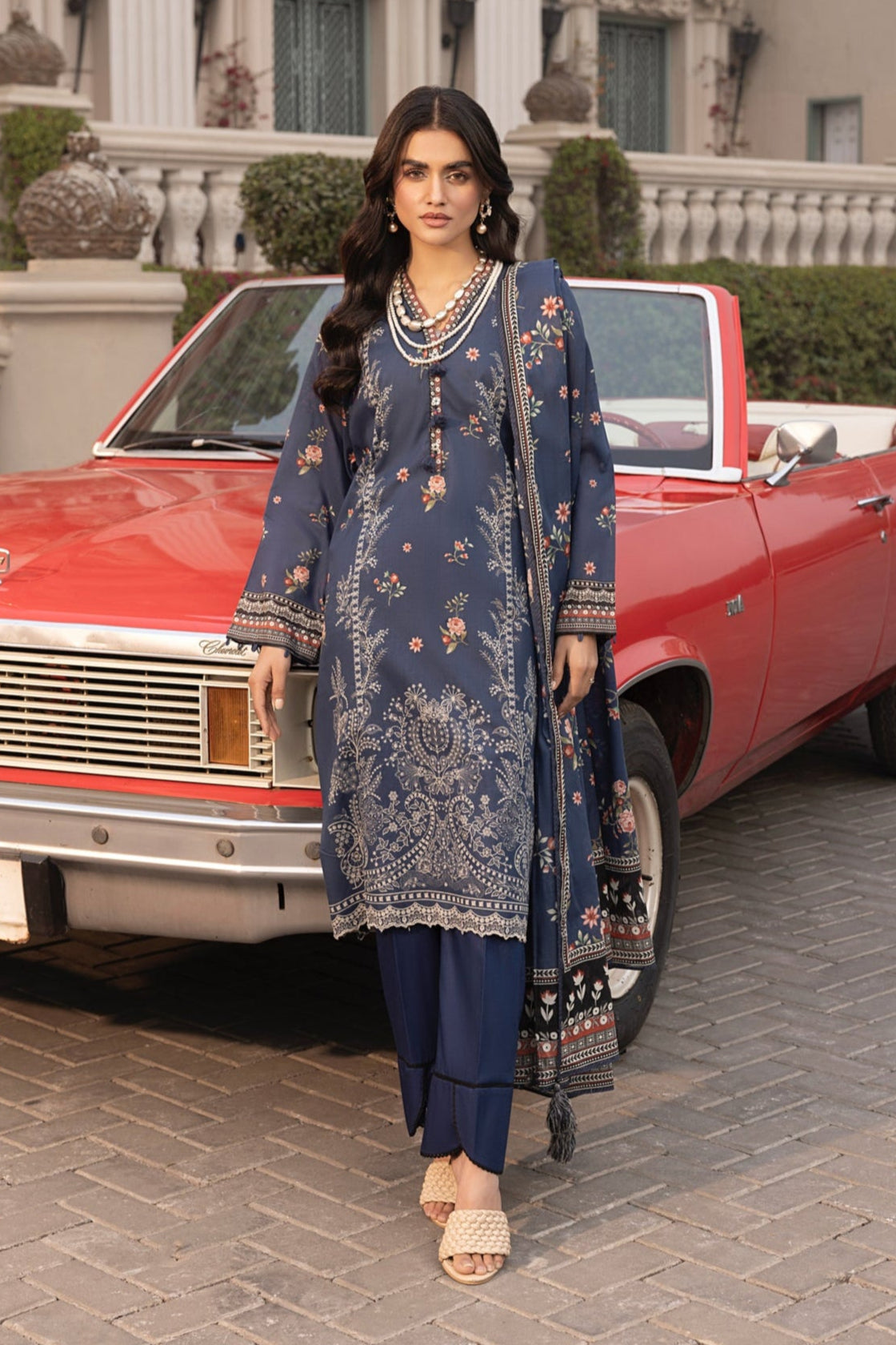 LSM | Embroidered and Printed Lawn | LG-MM-0262 - Official LSM stockist in UK - Sakeena London