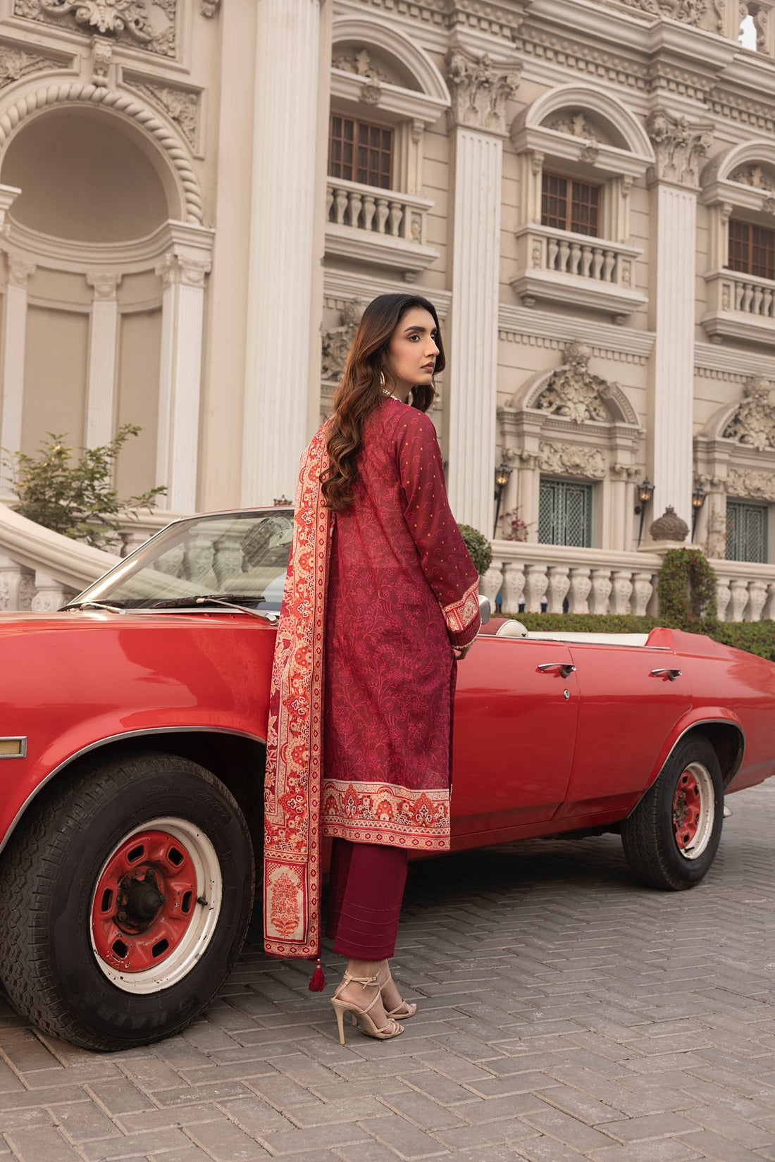 LSM | Embroidered and Printed Lawn | LG-AR-0116 - Official LSM stockist in UK - Sakeena London
