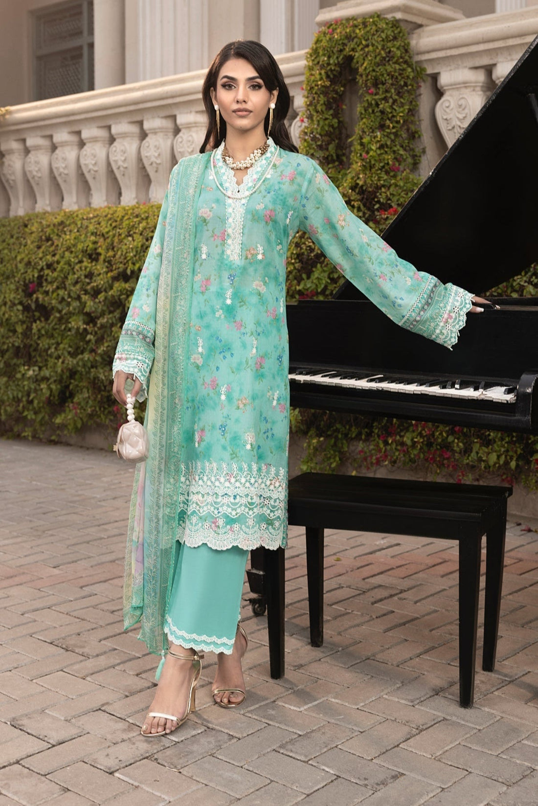 LSM | Embroidered and Printed Lawn | LG-MM-0253 - Official LSM stockist in UK - Sakeena London