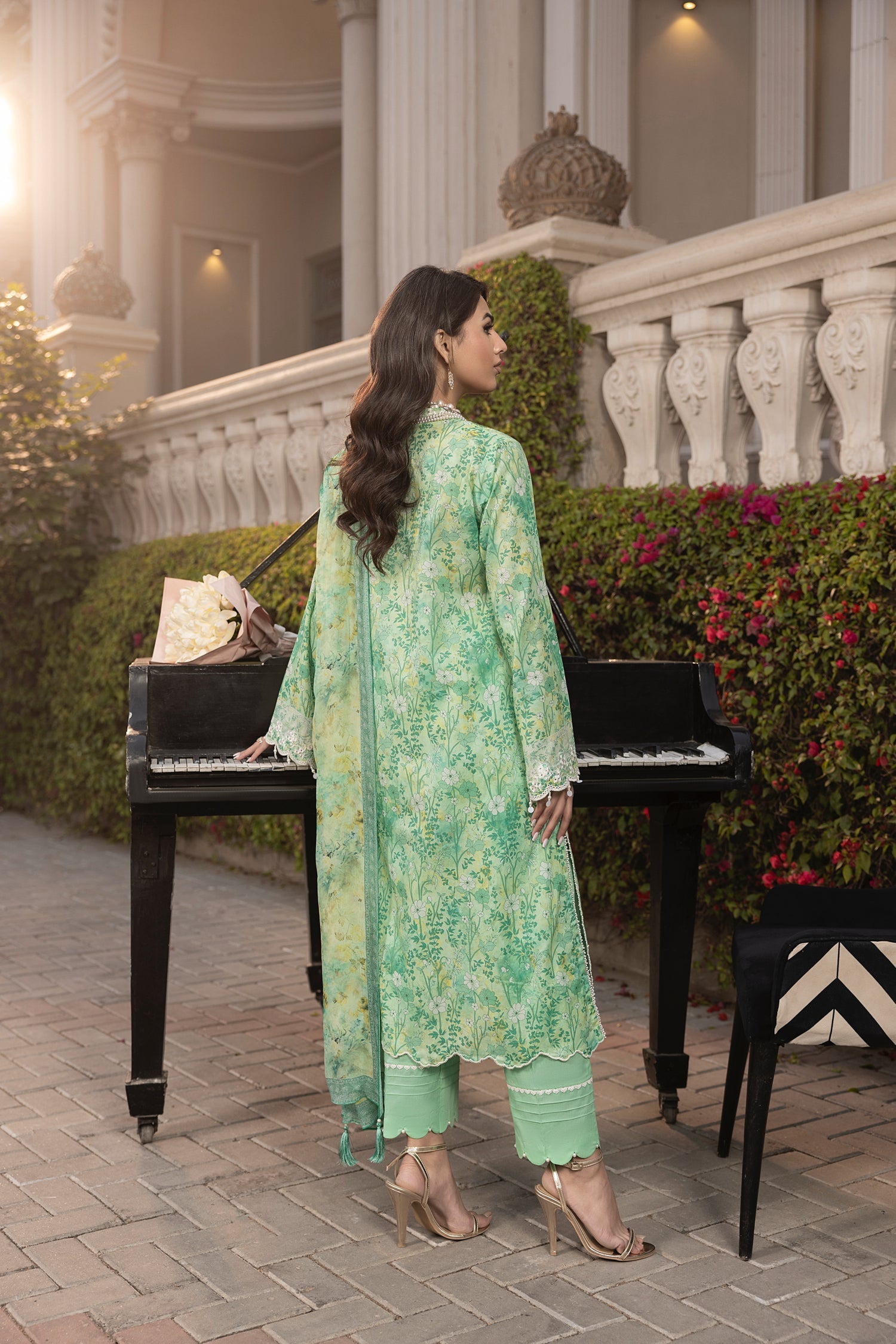 LSM | Embroidered and Printed Lawn | LG-MM-0255 - Official LSM stockist in UK - Sakeena London