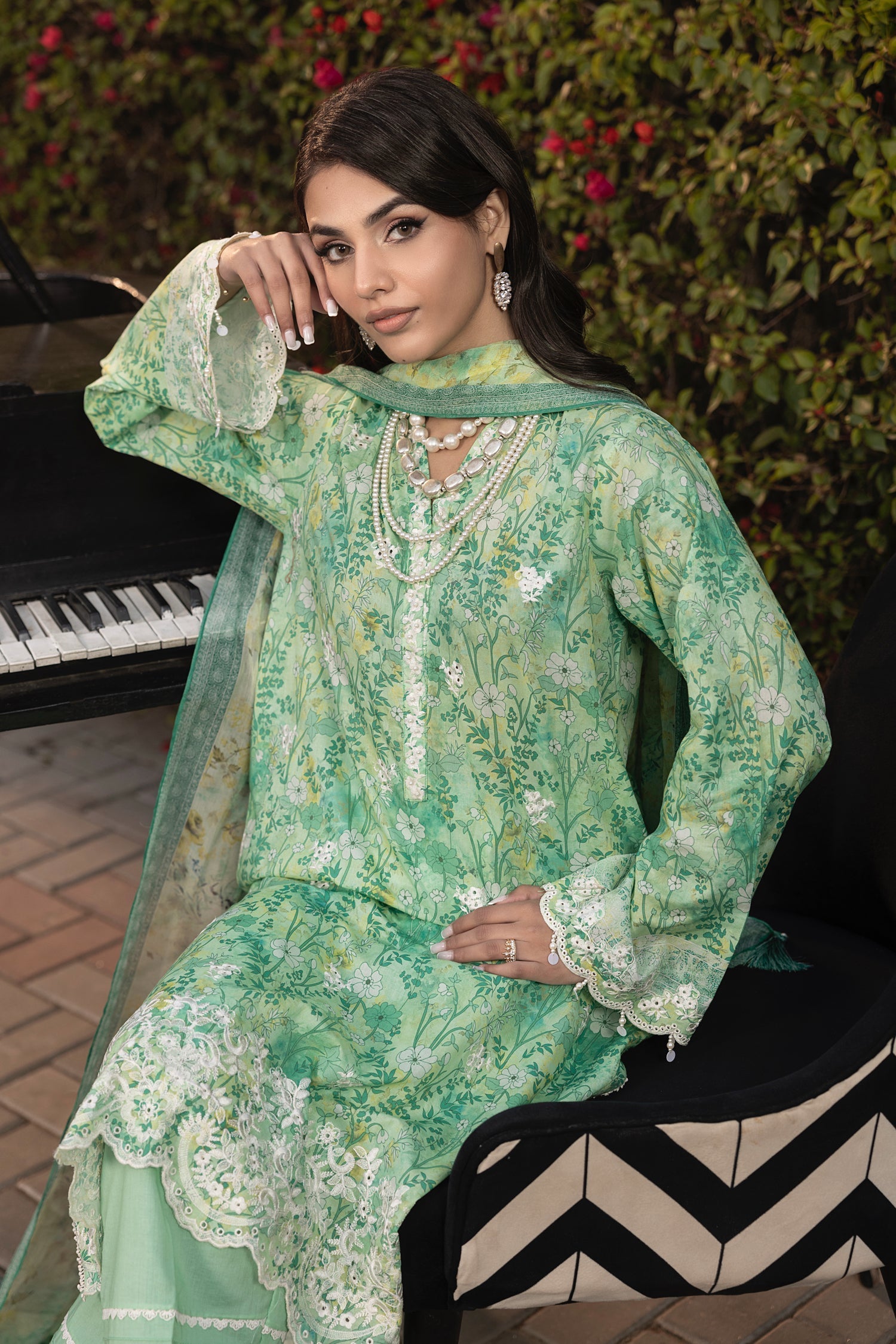 LSM | Embroidered and Printed Lawn | LG-MM-0255 - Official LSM stockist in UK - Sakeena London