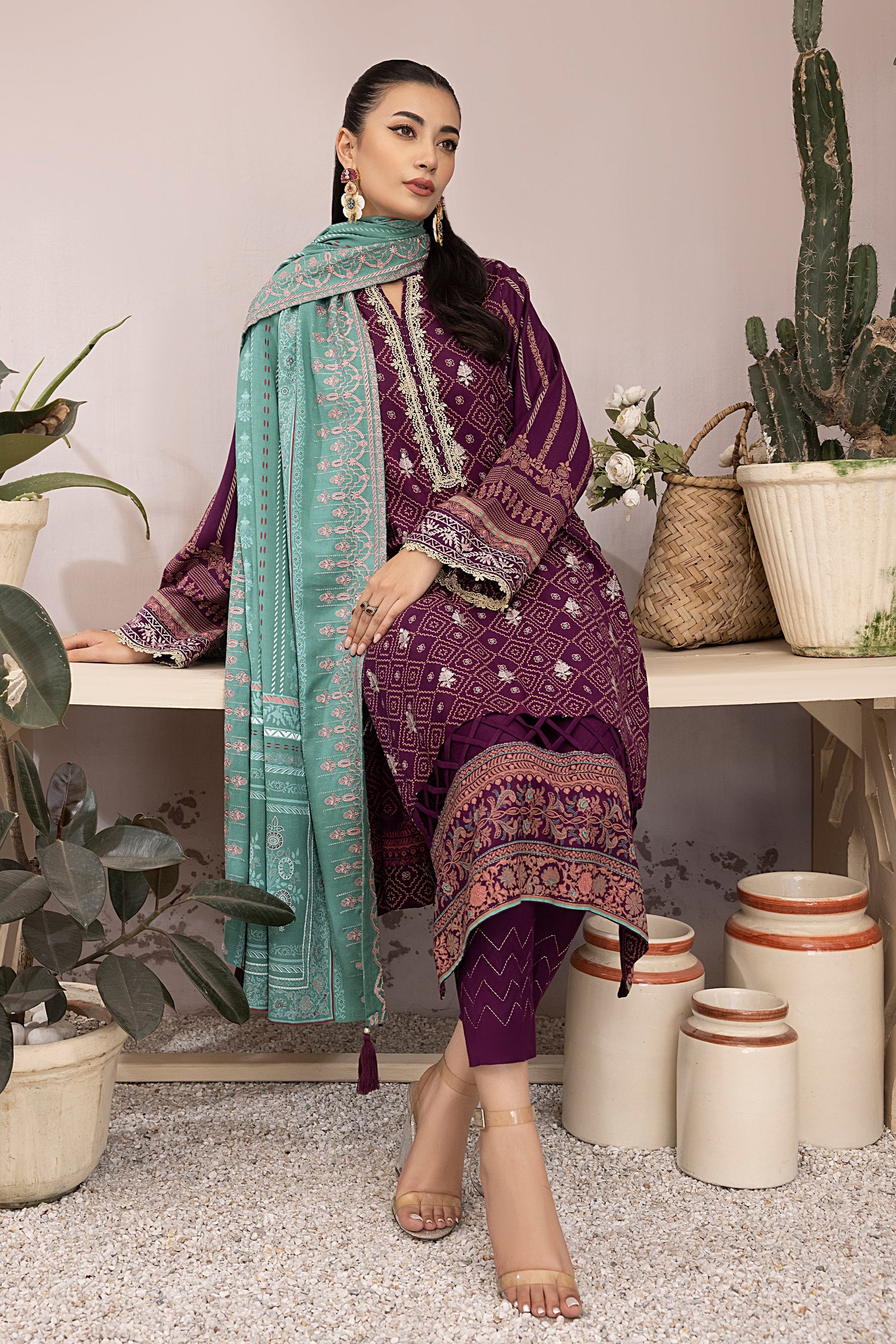 LSM | Winter Marina 24 | 0004 - Official LSM stockist in UK - Sakeena London