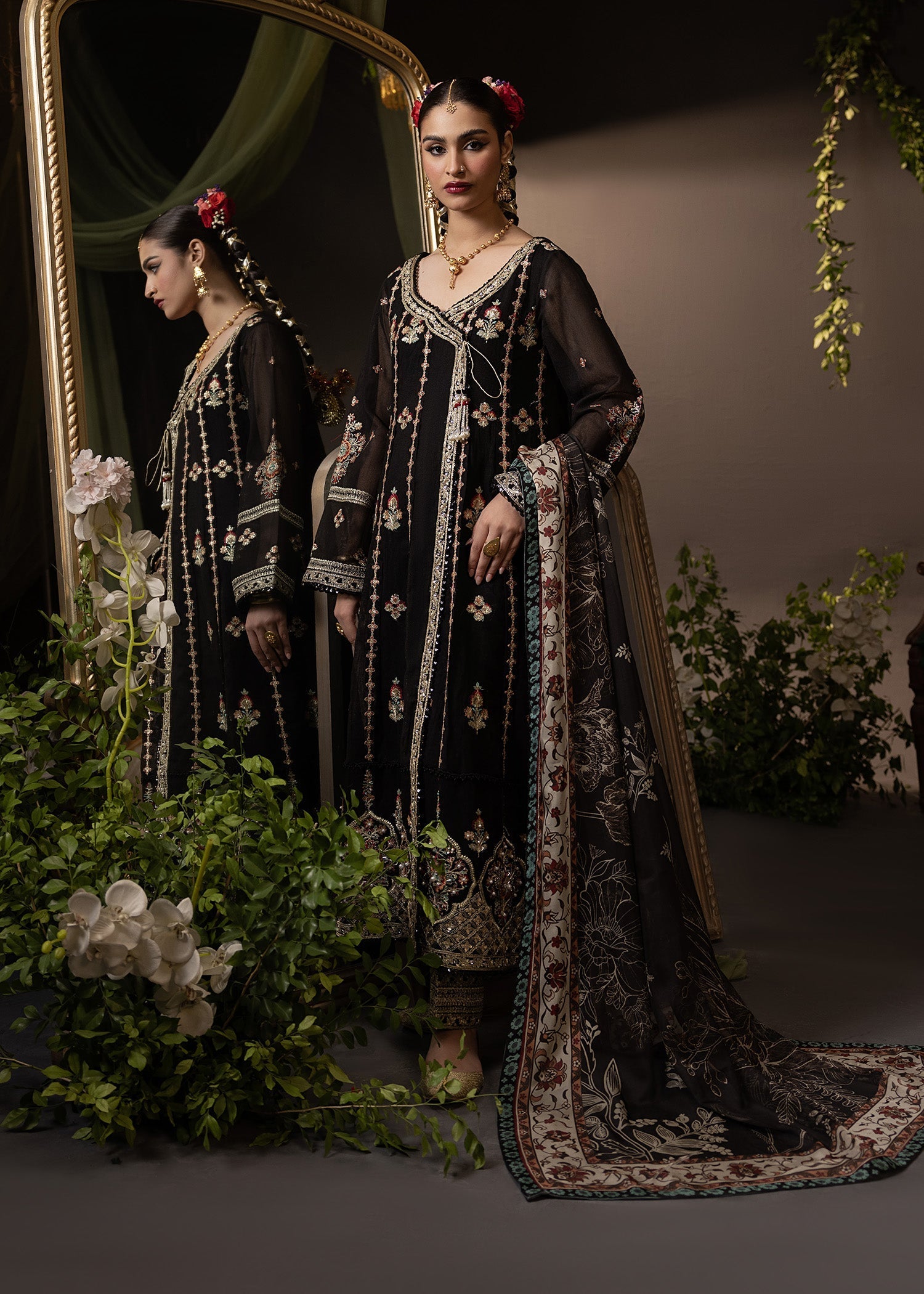 Shurooq | Garden of Dream | Vittoria - Official Shurooq stockist in UK - Sakeena London