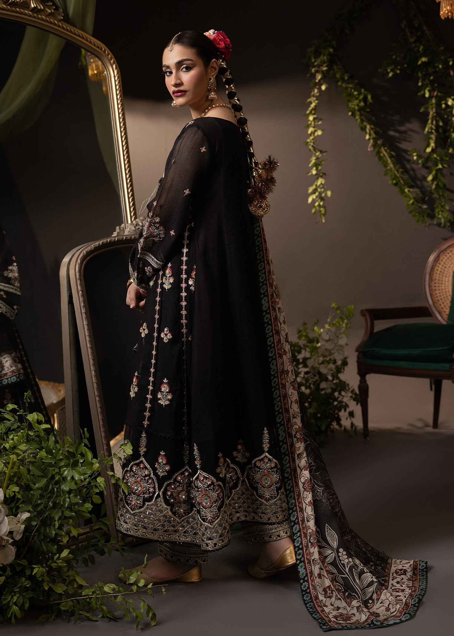 Shurooq | Garden of Dream | Vittoria - Official Shurooq stockist in UK - Sakeena London