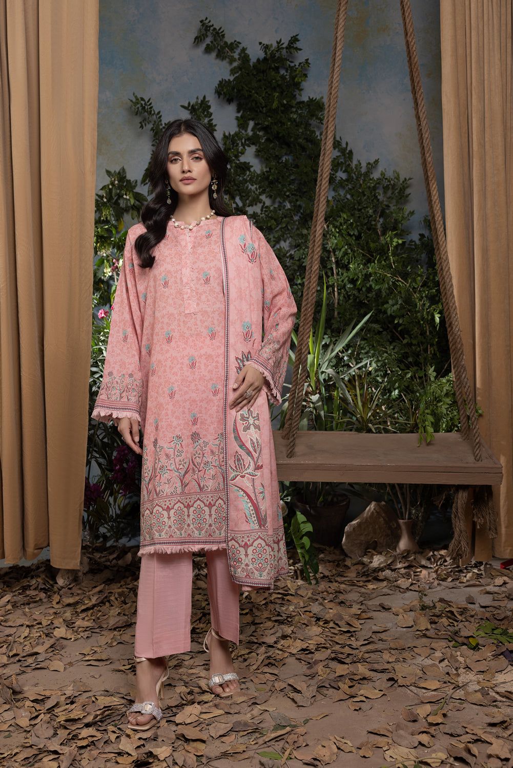 LSM | Winter Marina 24 | AR-0070 - Official LSM stockist in UK - Sakeena London