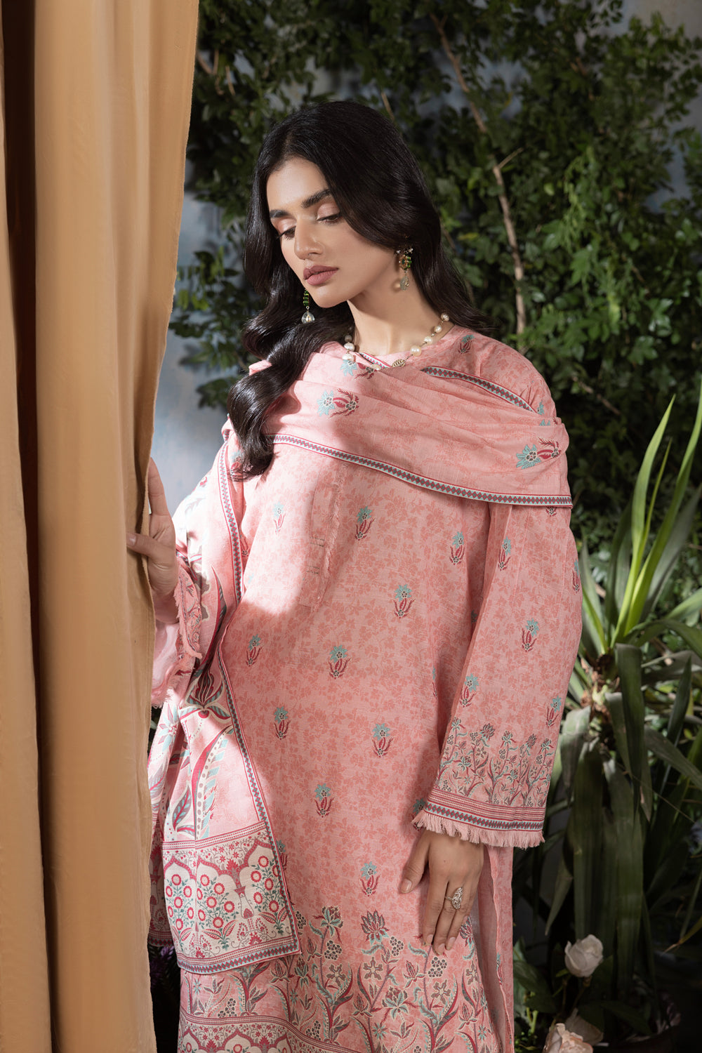 LSM | Winter Marina 24 | AR-0070 - Official LSM stockist in UK - Sakeena London