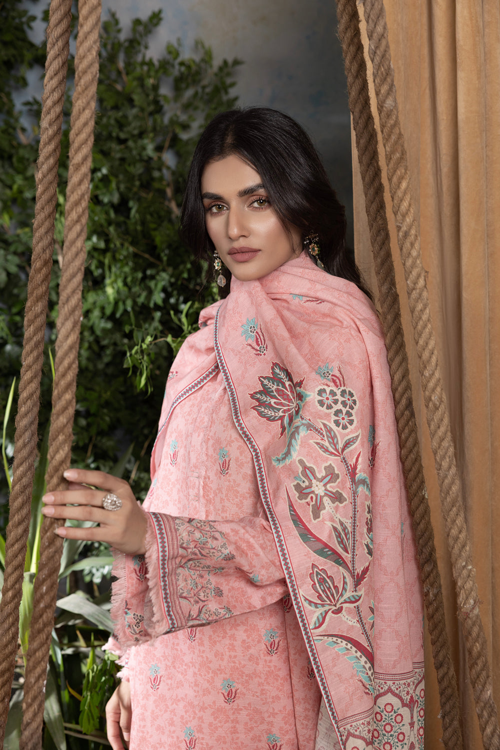 LSM | Winter Marina 24 | AR-0070 - Official LSM stockist in UK - Sakeena London