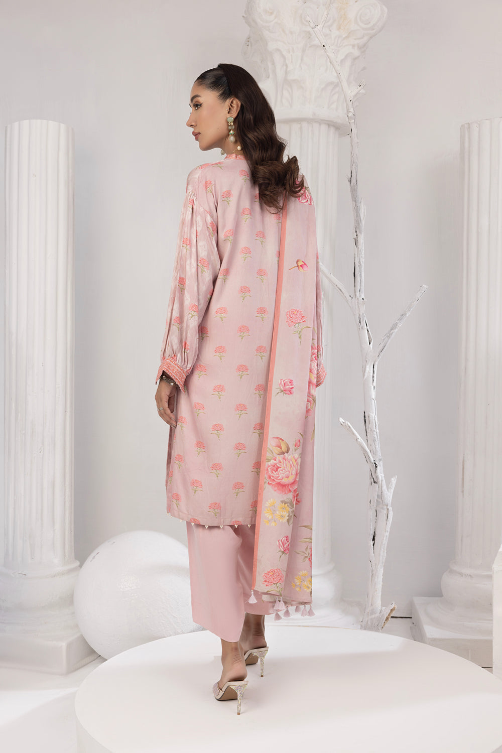 LSM | Winter Marina 24 | SR-0601 - Official LSM stockist in UK - Sakeena London