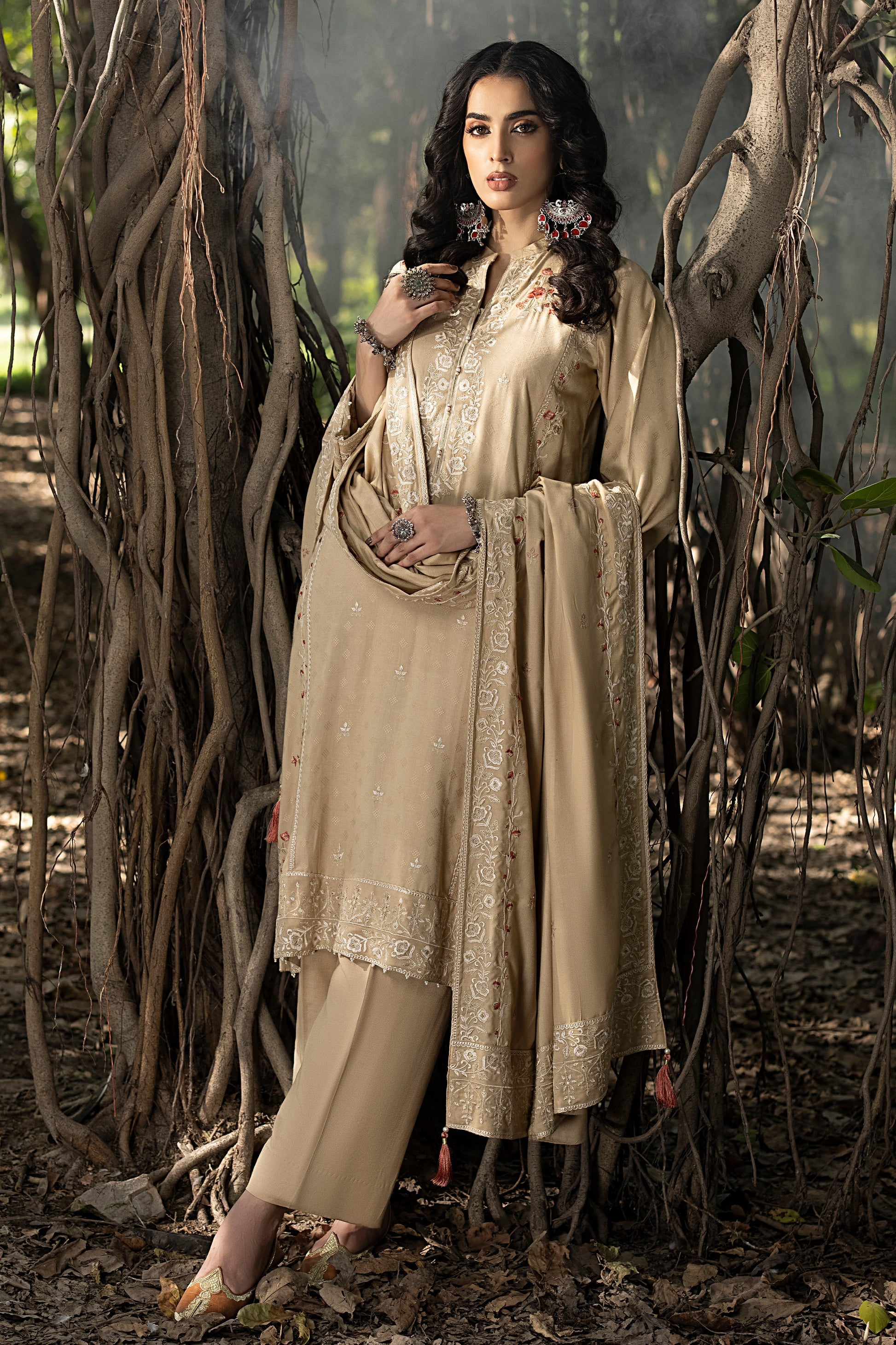 LSM | Winter Marina 24 | 0052 - Official LSM stockist in UK - Sakeena London
