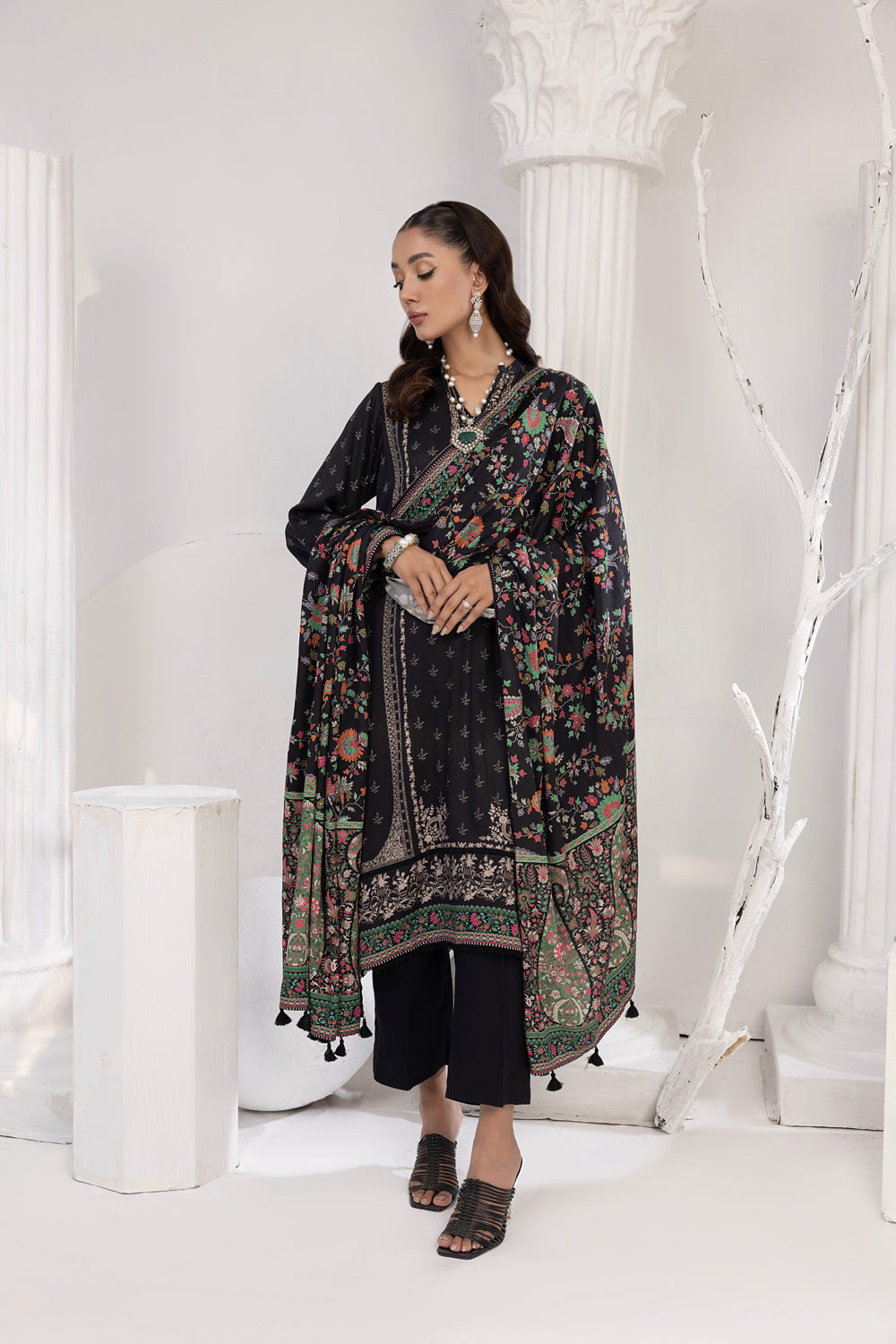 LSM | Winter Marina 24 | MR-0602 - Official LSM stockist in UK - Sakeena London