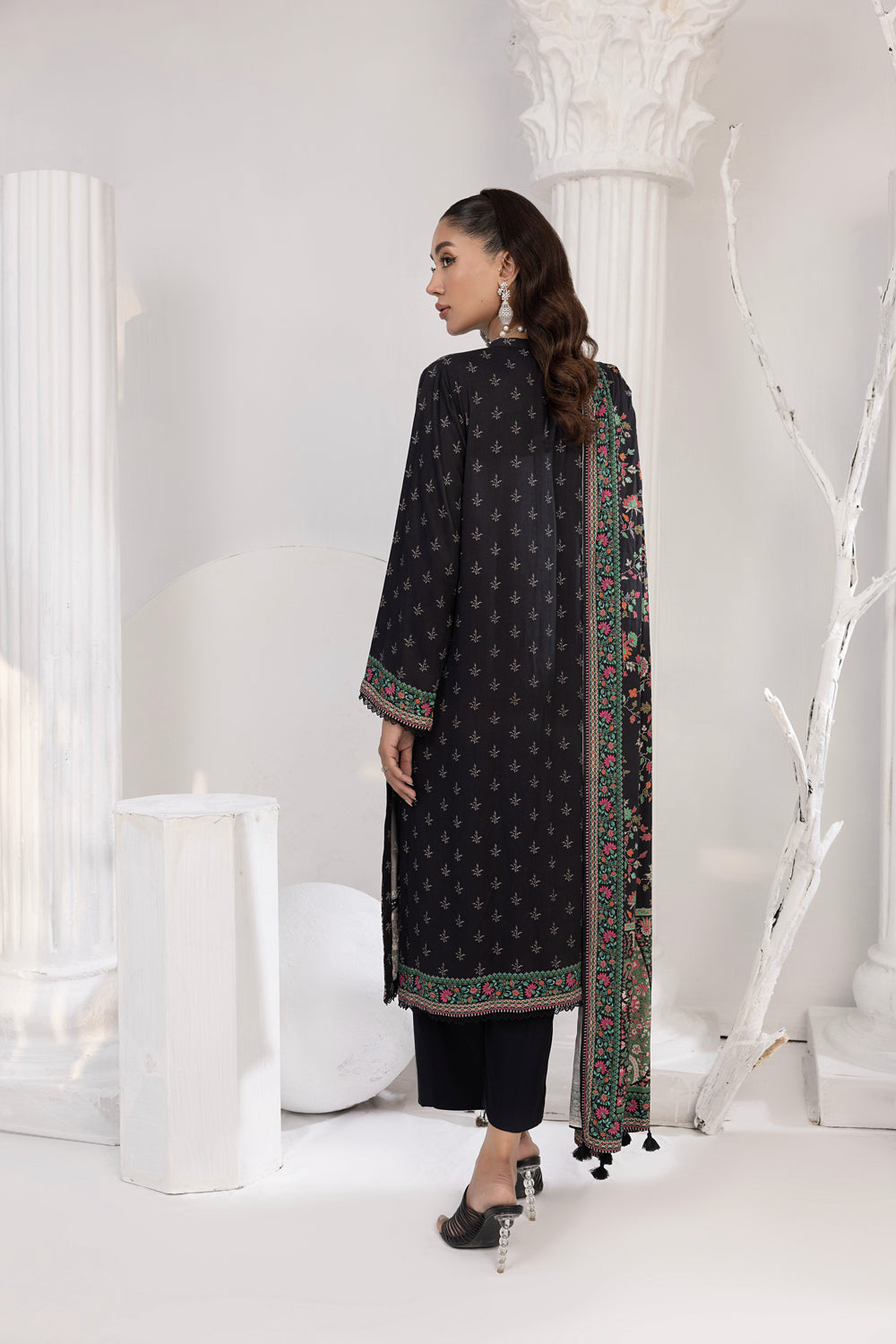 LSM | Winter Marina 24 | MR-0602 - Official LSM stockist in UK - Sakeena London
