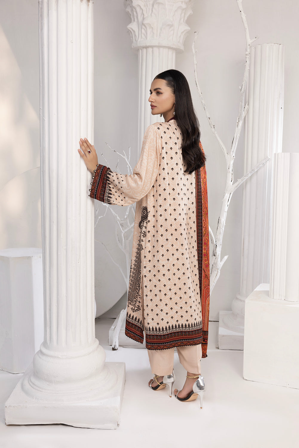 LSM | Winter Marina 24 | SM-0605 - Official LSM stockist in UK - Sakeena London