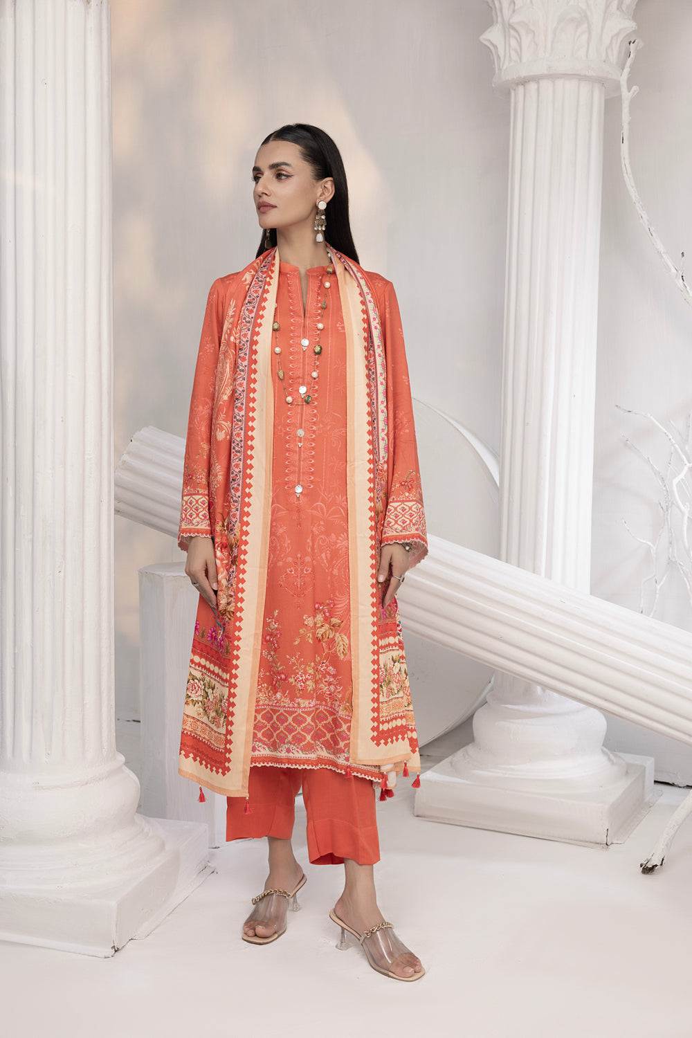 LSM | Winter Marina 24 | GM-0604 - Official LSM stockist in UK - Sakeena London