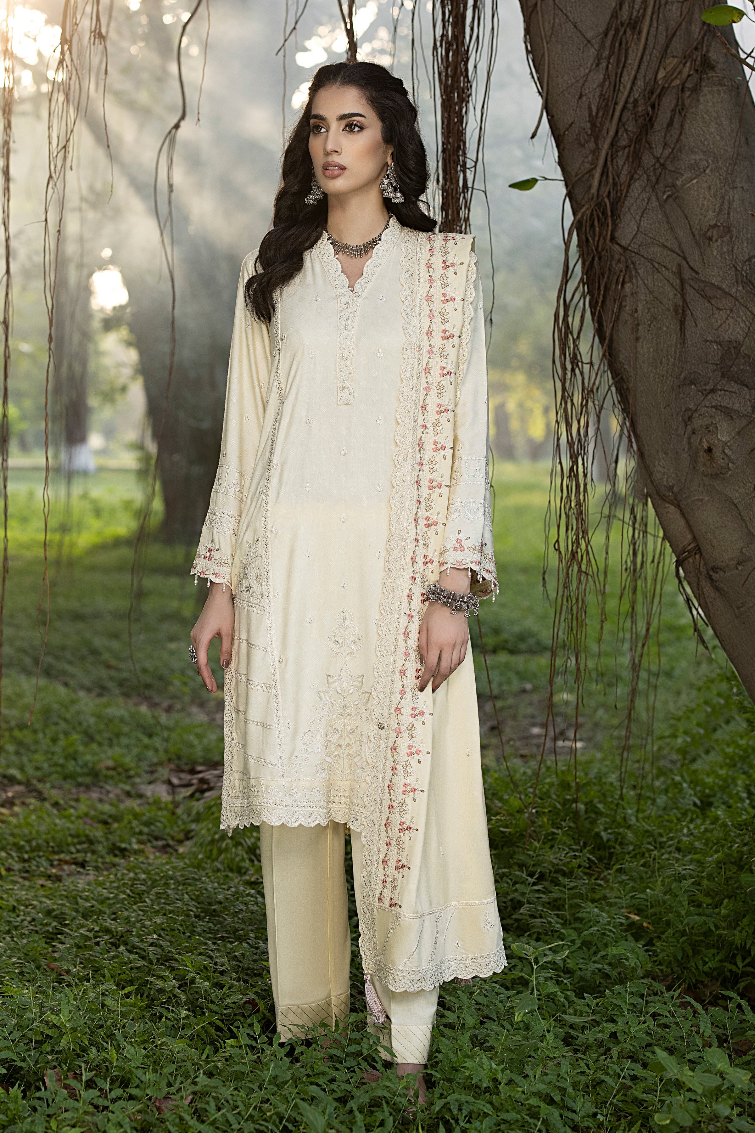 LSM | Winter Marina 24 | 0046 - Official LSM stockist in UK - Sakeena London