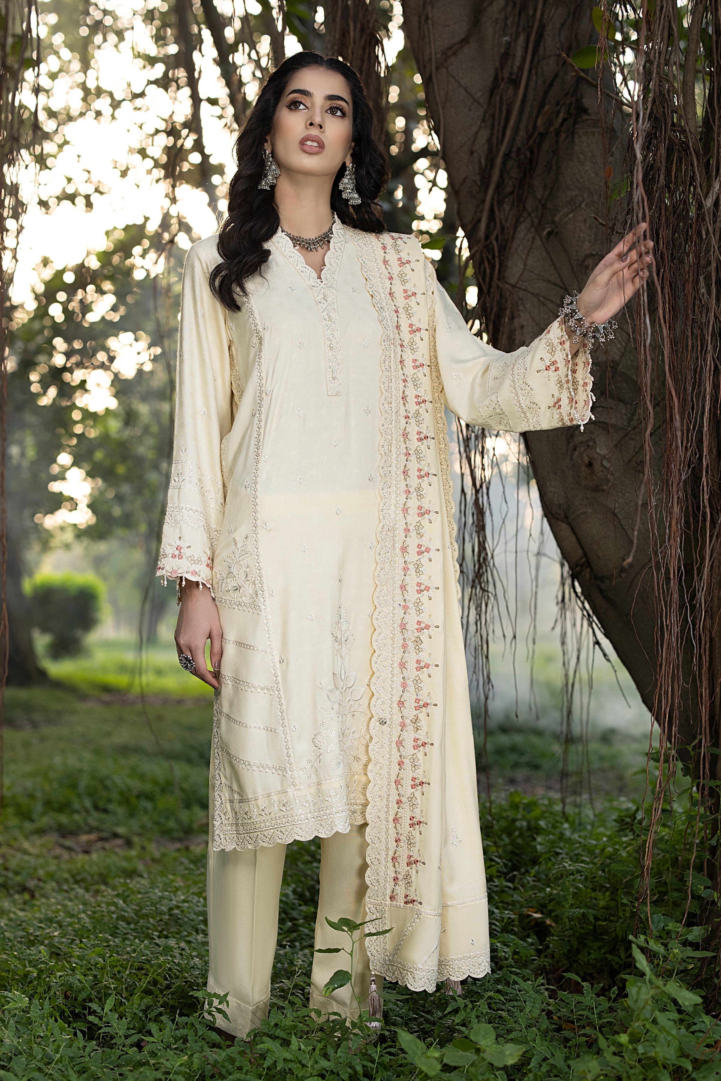 LSM | Winter Marina 24 | 0046 - Official LSM stockist in UK - Sakeena London