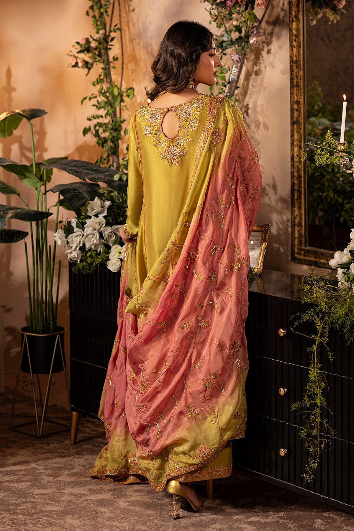 Mina Kashif | Loona Lawn 25 | Topaz - Official Mina Kashif stockist in UK - Sakeena London