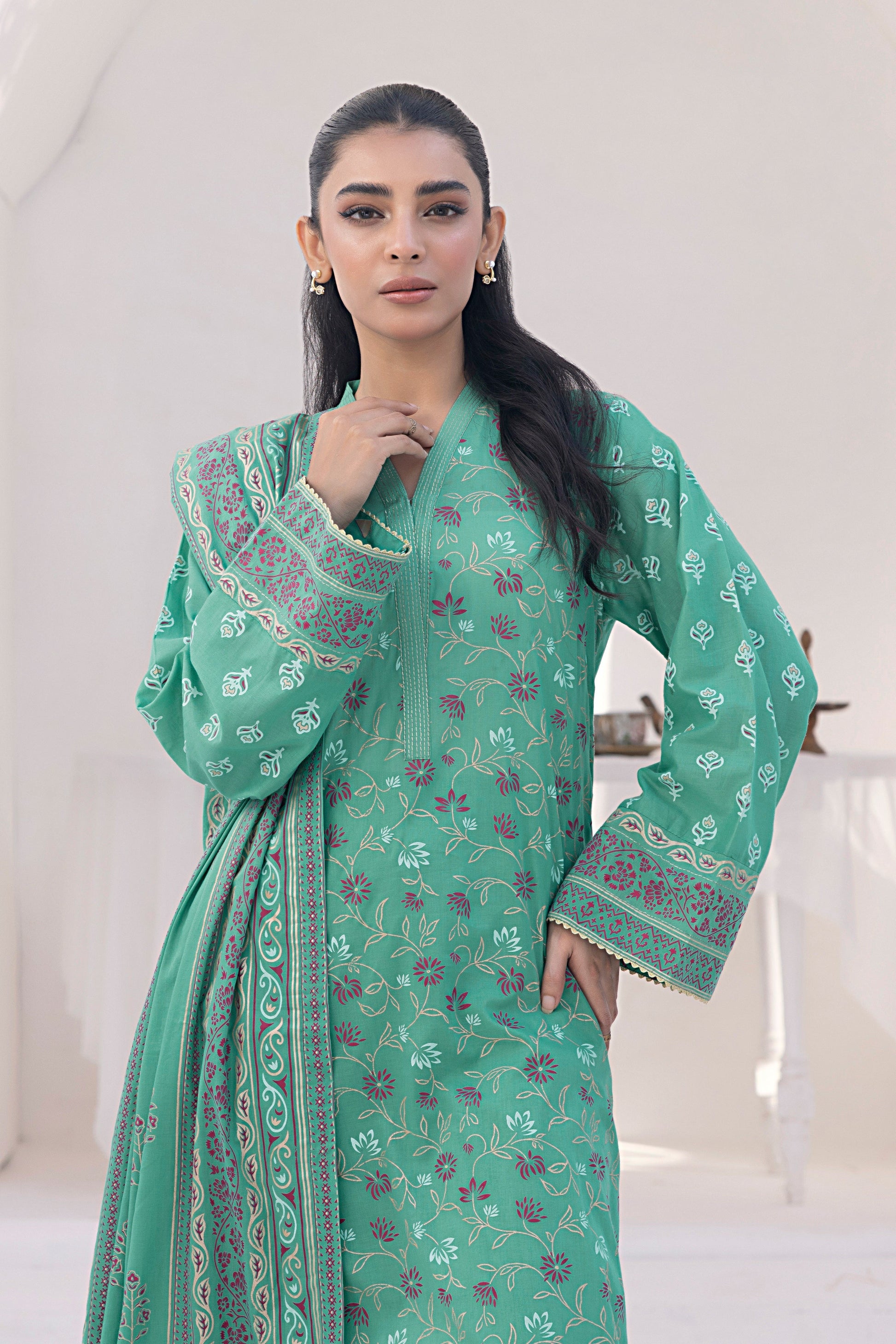 LSM | Winter Marina 24 | 0016 - Official LSM stockist in UK - Sakeena London