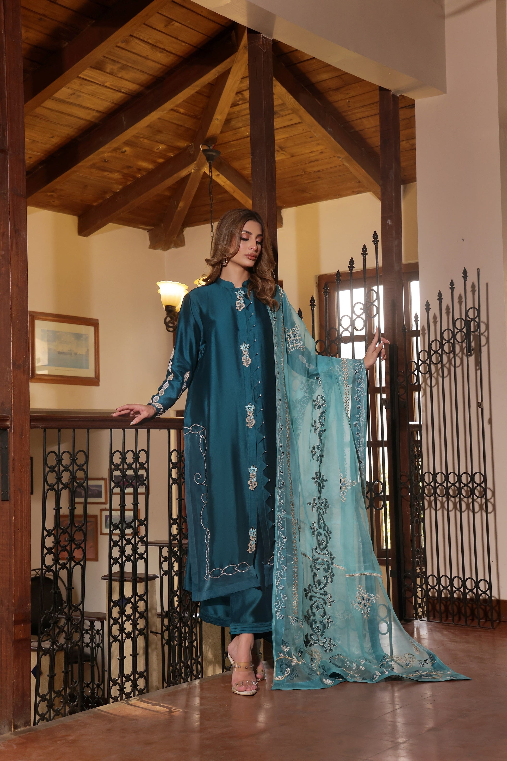 Mona Imran | Ezel Eid 25 | Jahanbano - Official Mona Imran stockist in UK - Sakeena London
