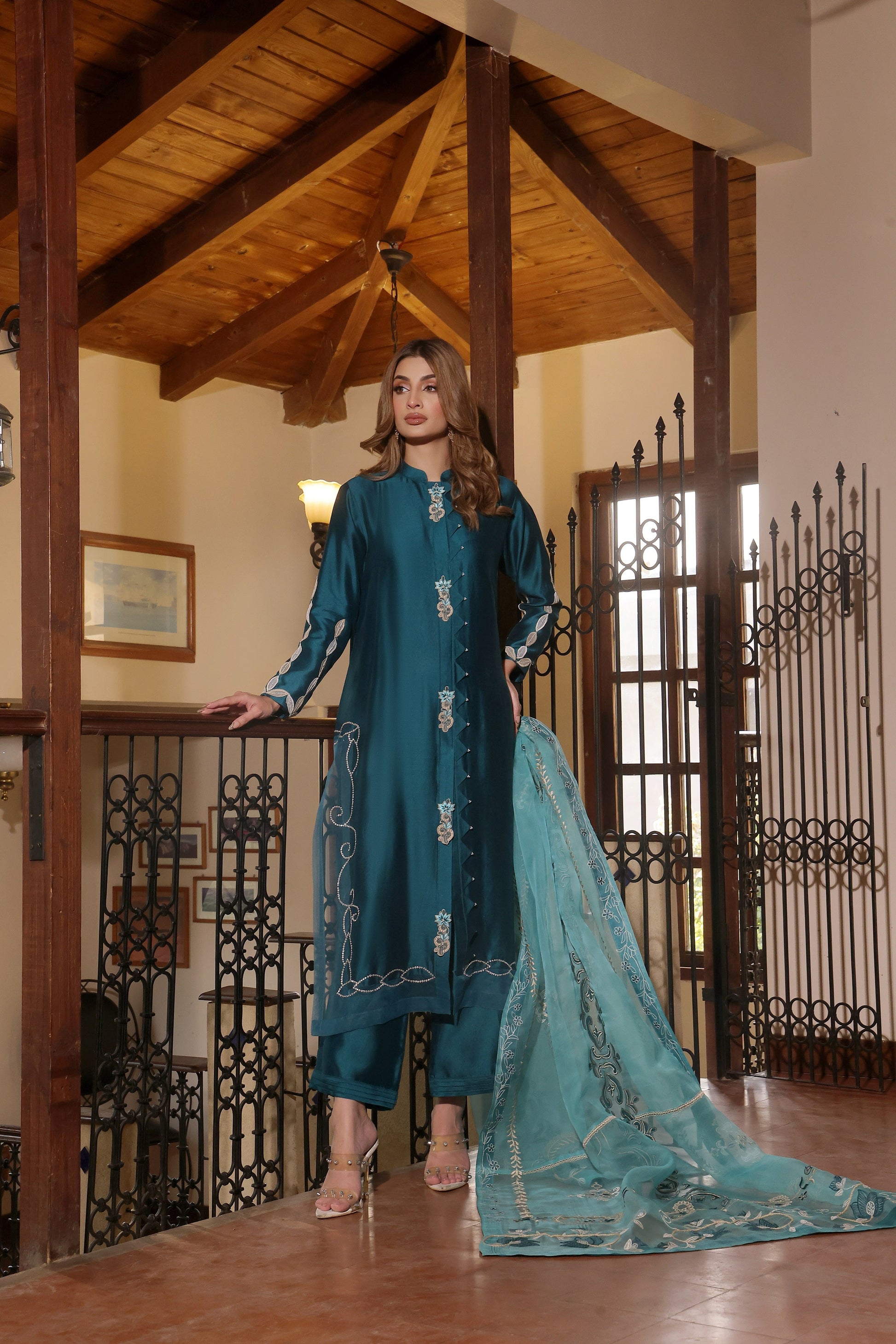 Mona Imran | Ezel Eid 25 | Jahanbano - Official Mona Imran stockist in UK - Sakeena London