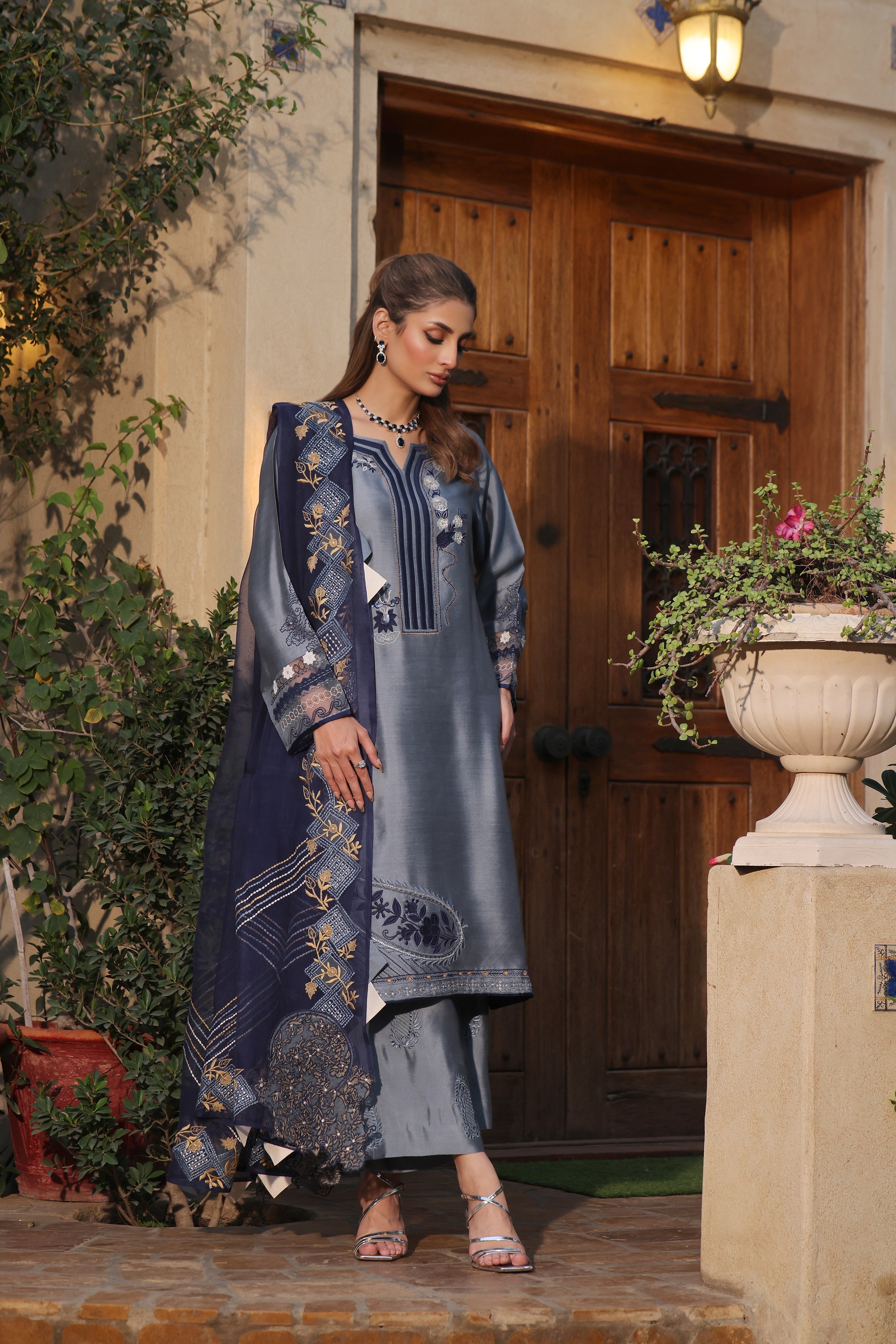 Mona Imran | Ezel Eid 25 | Tajdaar - Official Sakeena London stockist in UK - Sakeena London