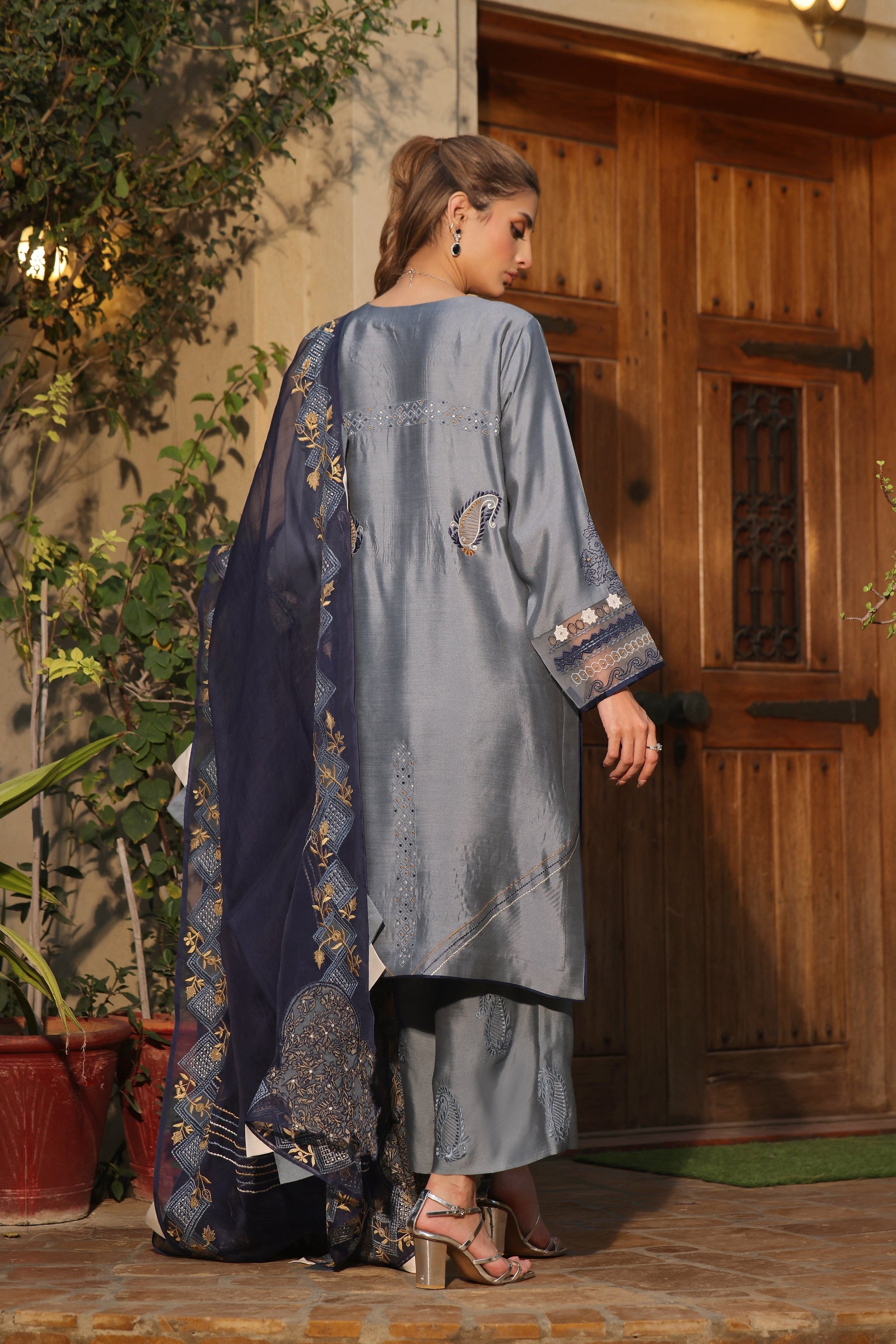 Mona Imran | Ezel Eid 25 | Tajdaar - Official Sakeena London stockist in UK - Sakeena London