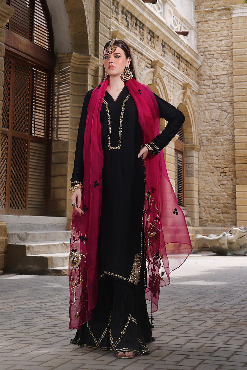 Mona Imran | Dilzaib Formals | Janan - Official Mona Imran stockist in UK - Sakeena London