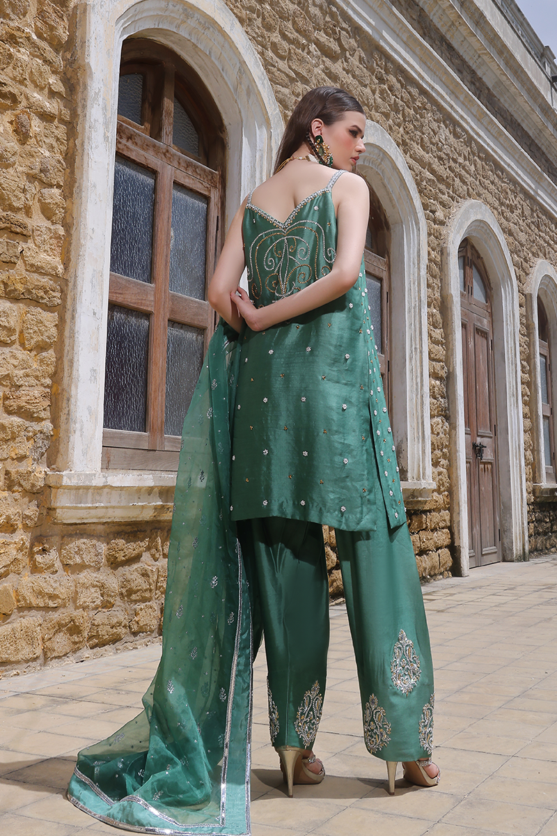 Mona Imran | Dilzaib Formals | Romesa - Official Mona Imran stockist in UK - Sakeena London