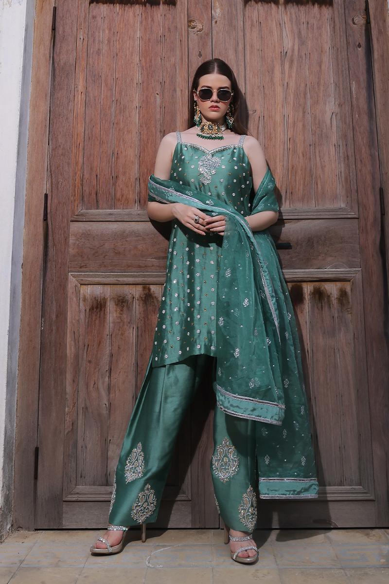 Mona Imran | Dilzaib Formals | Romesa - Official Mona Imran stockist in UK - Sakeena London