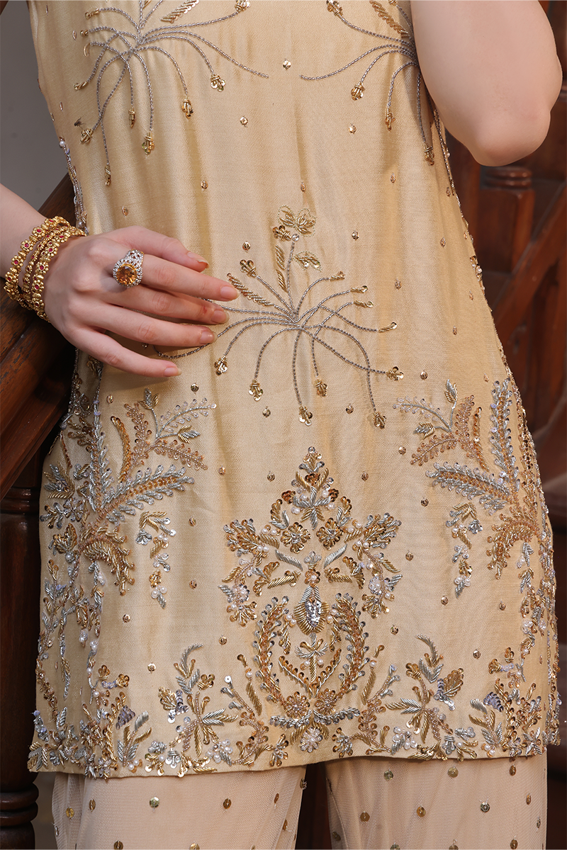 Mona Imran | Dilzaib Formals | Seerat - Official Mona Imran stockist in UK - Sakeena London
