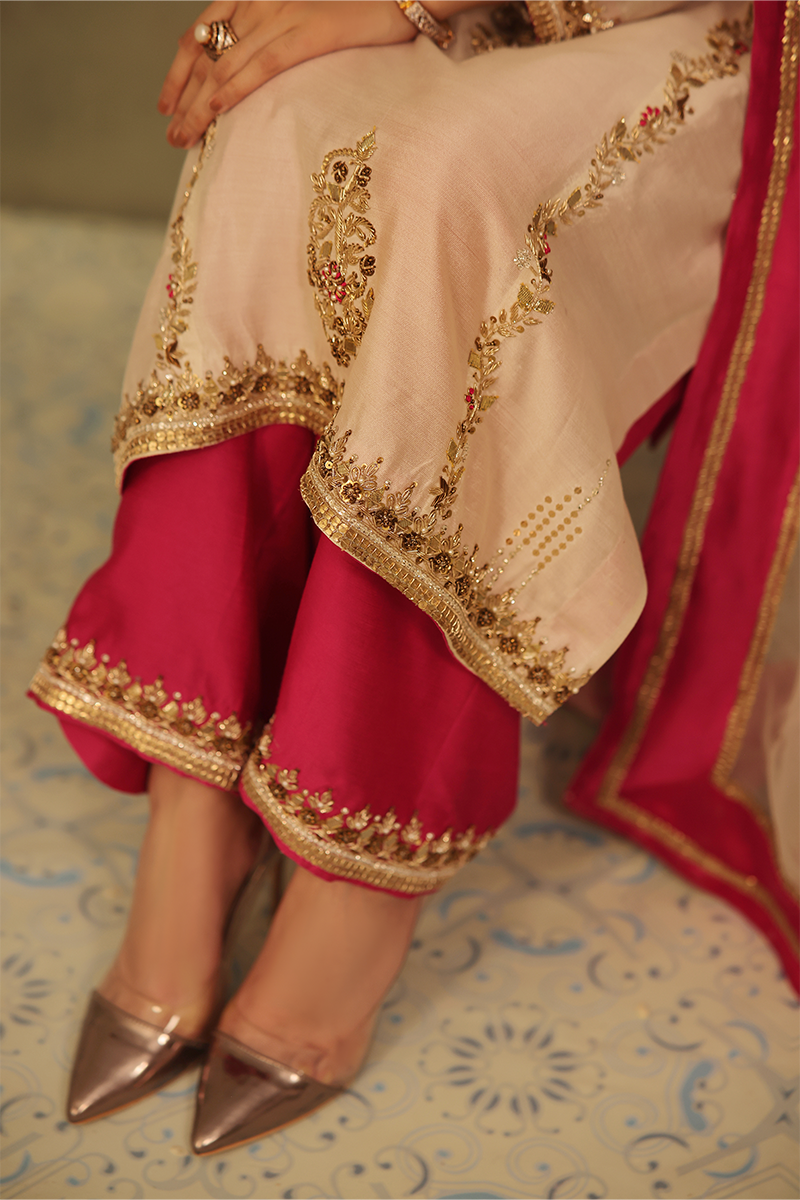 Mona Imran | Dilzaib Formals | Sahiba - Official Mona Imran stockist in UK - Sakeena London