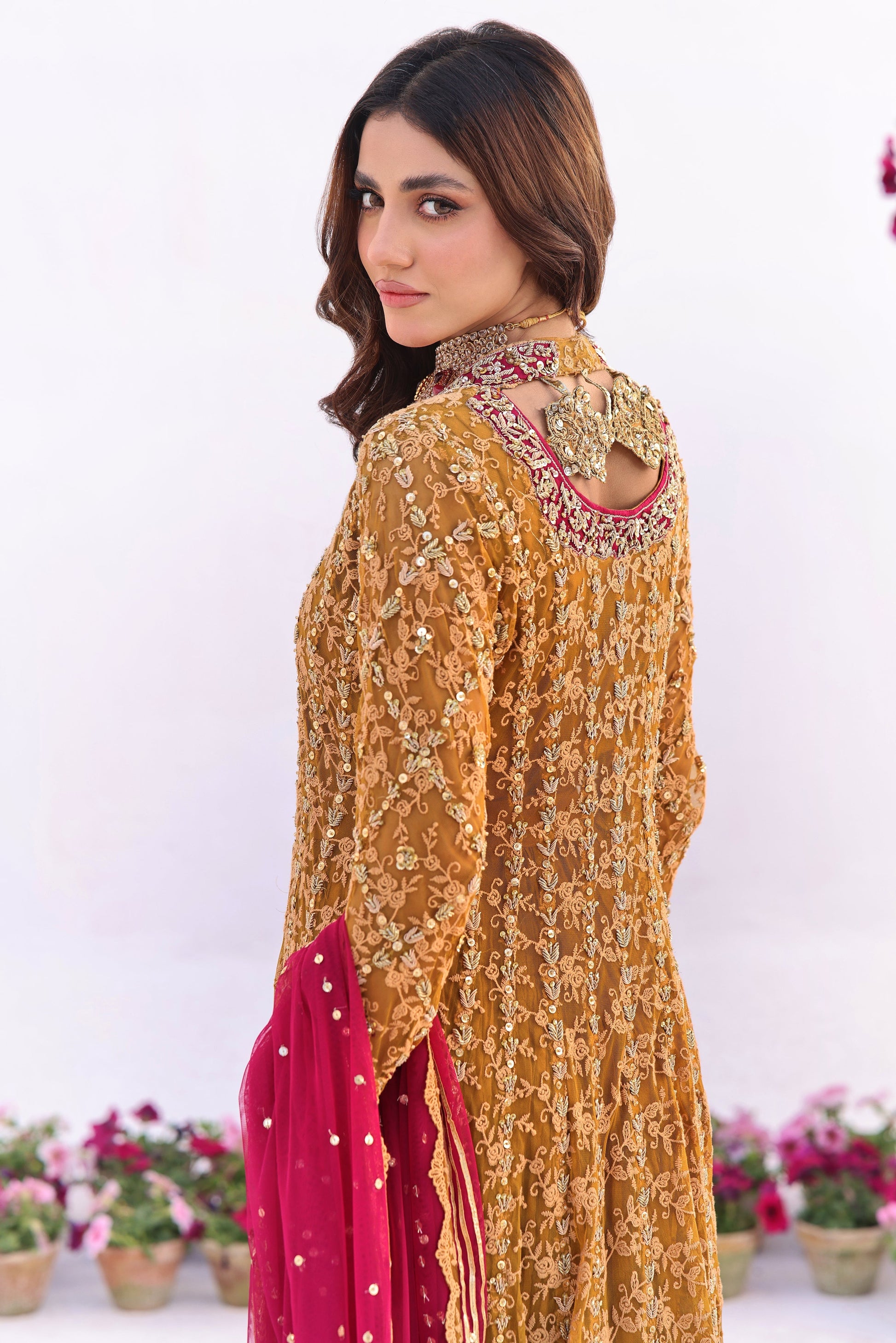 Mona Imran | Inara Wedding Formals | SUNEHRI - Official Mona Imran stockist in UK - Sakeena London