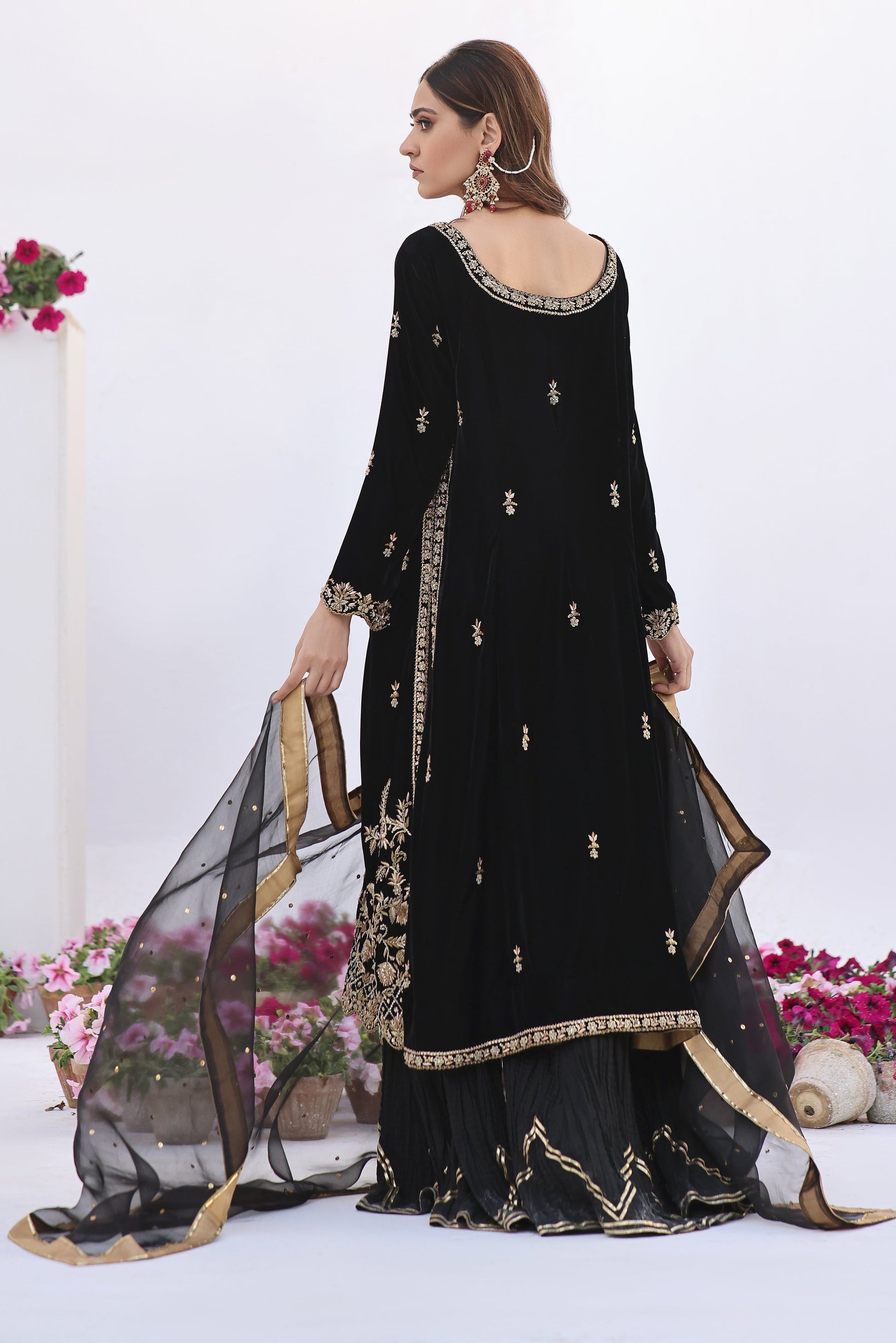 Mona Imran | Riona Velvet Affair | KOH-E-KALAAN - Official Mona Imran stockist in UK - Sakeena London