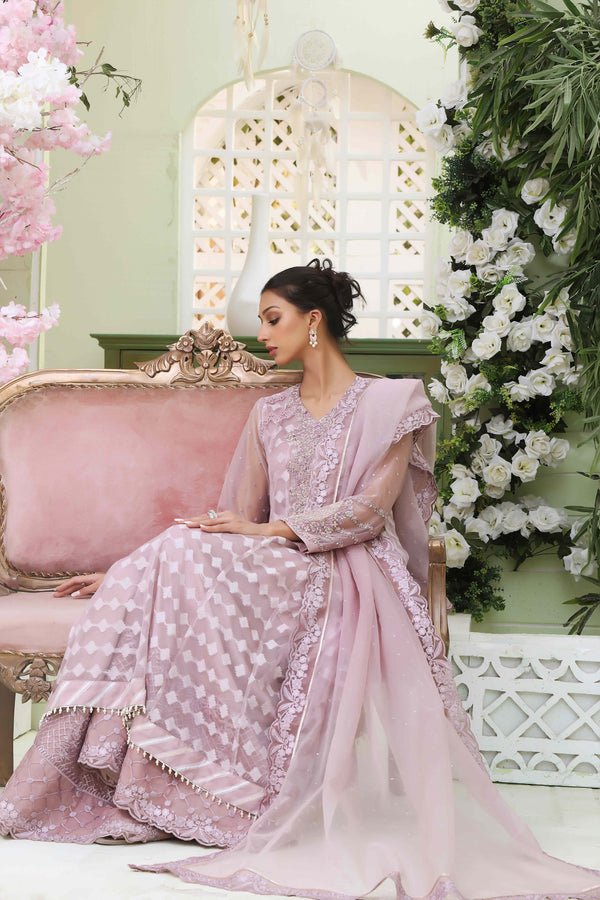 Wahajmkhan | Sitara Formals | LAVENDER HIGH LOW OUTFIT - Official Wahaj M.Khan stockist in UK - Sakeena London