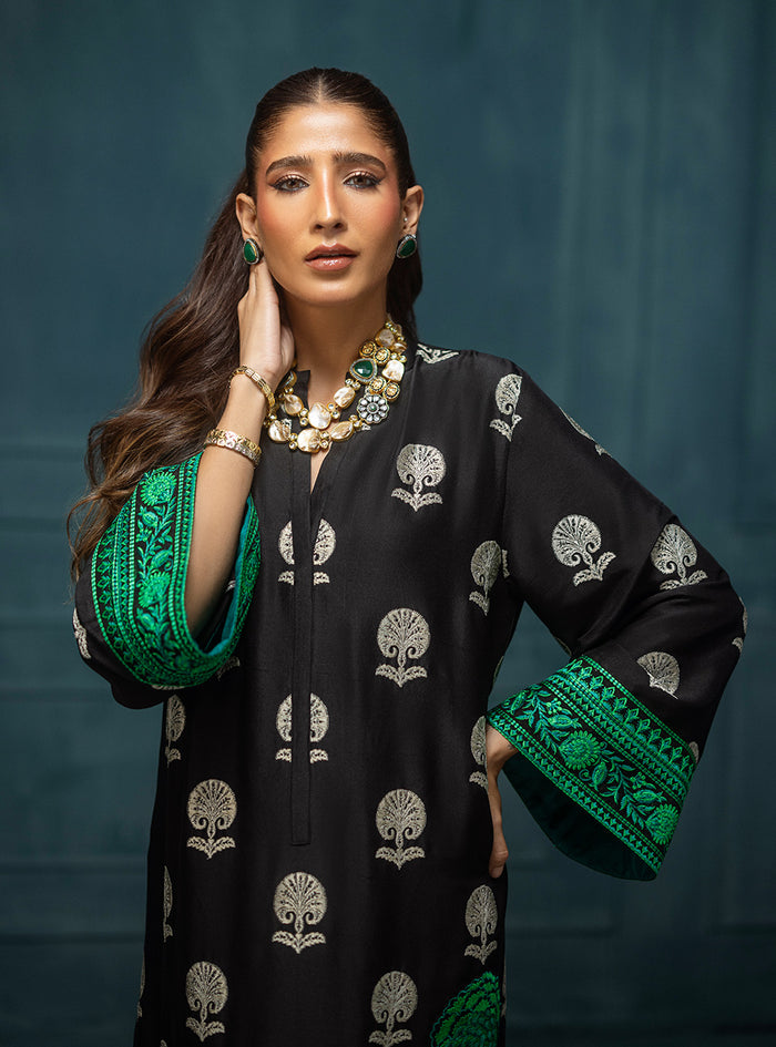 Zainab Chottani | Luxe Edit 25 | Shyna - Official Zainab Chottani stockist in UK - Sakeena London