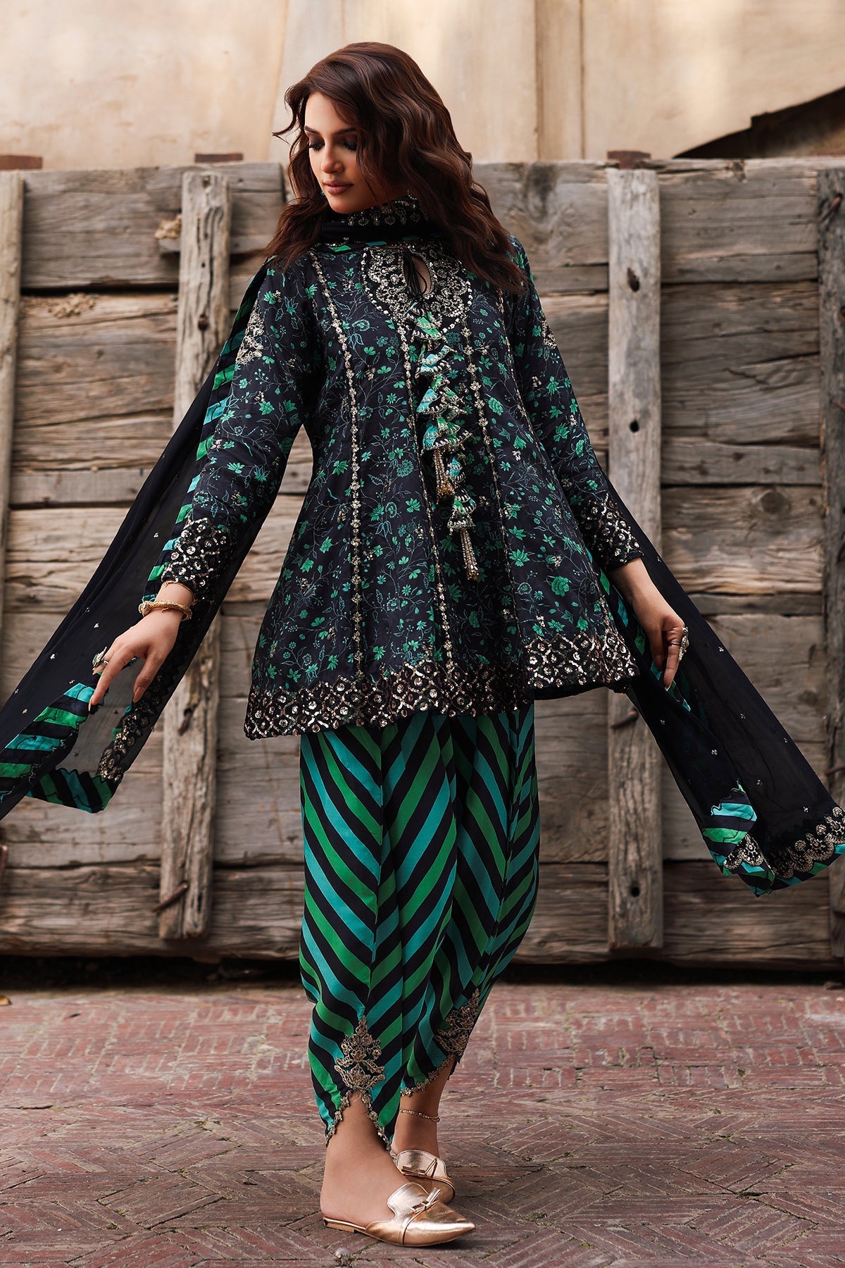 Charizma | Festive Pret | CMA-5-032 G - Official Charizma stockist in UK - Sakeena London