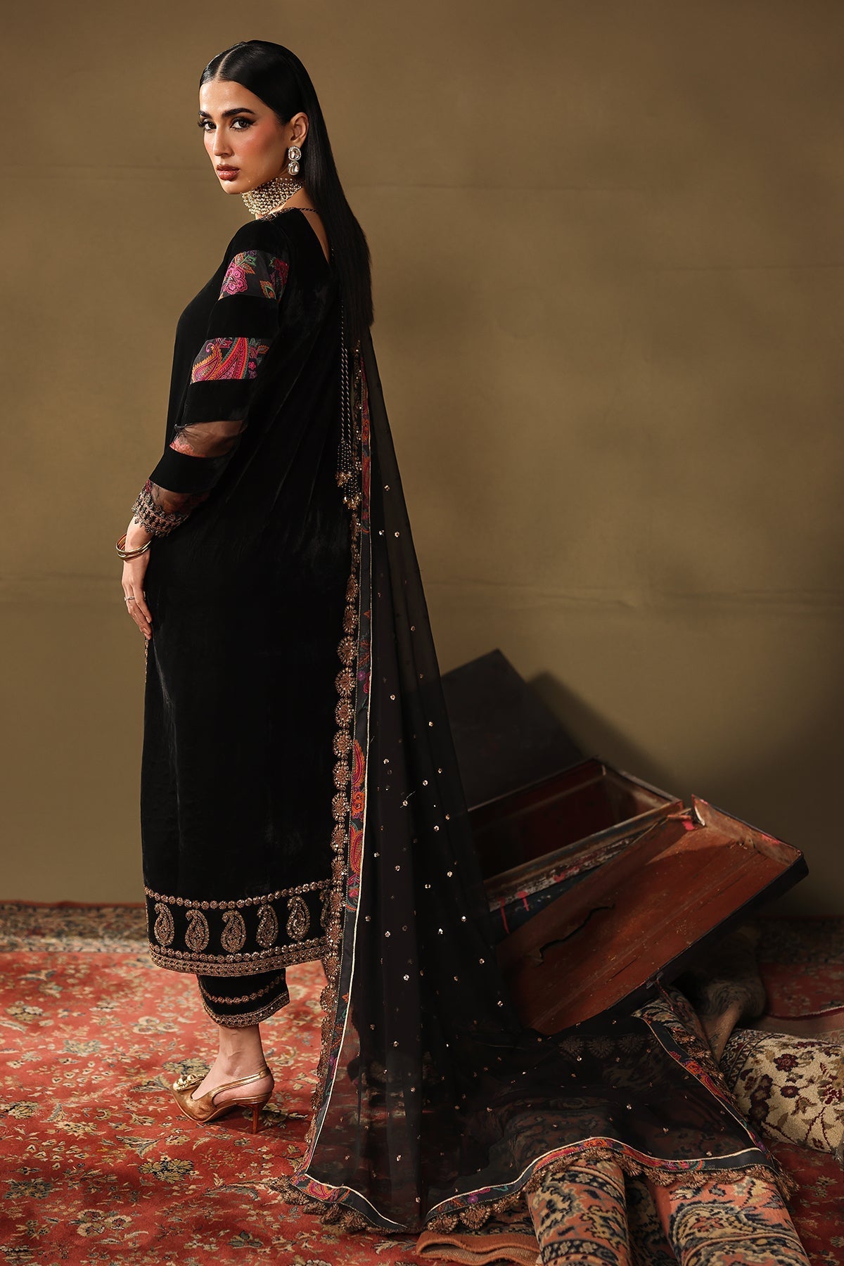 Charizma | Signora Velvet 25 | CVT5-01 - Official Charizma stockist in UK - Sakeena London