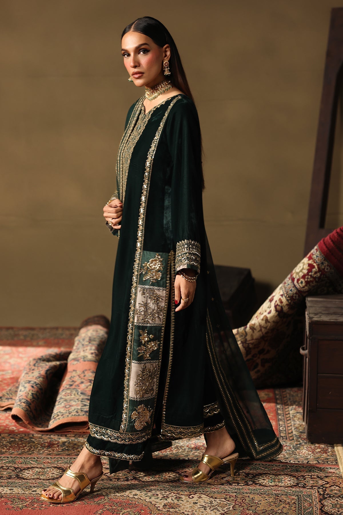Charizma | Signora Velvet 25 | CVT5-05 - Official Charizma stockist in UK - Sakeena London