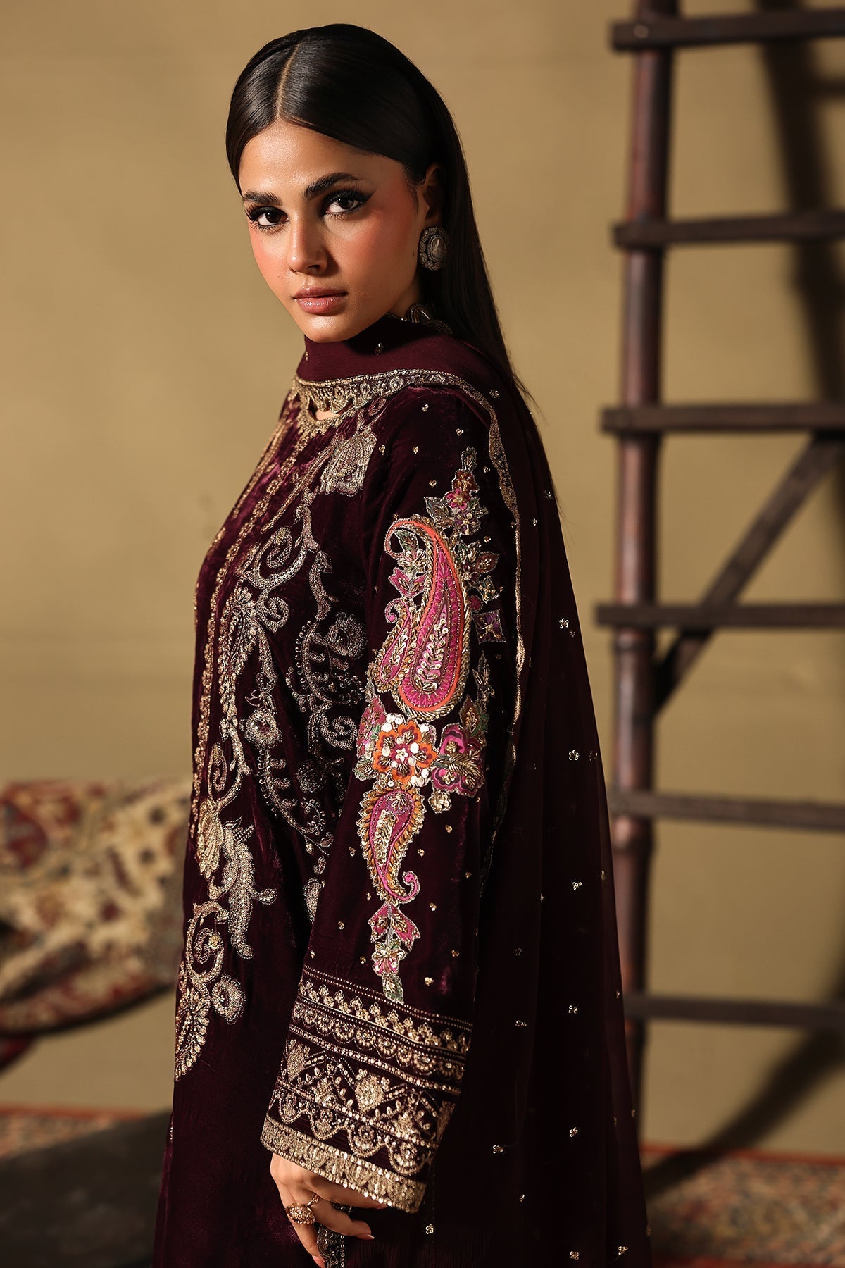 Charizma | Signora Velvet 25 | CVT5-06 - Official Charizma stockist in UK - Sakeena London