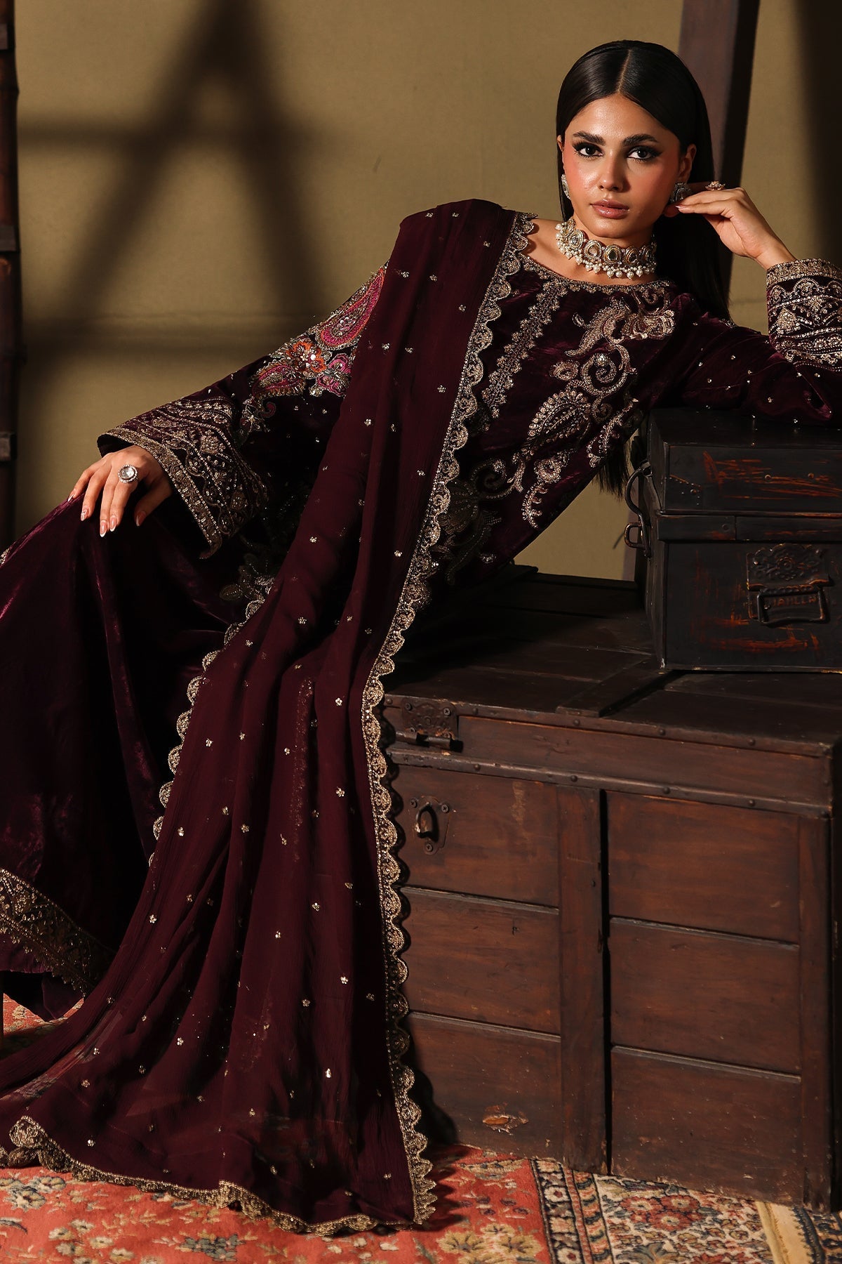 Charizma | Signora Velvet 25 | CVT5-06 - Official Charizma stockist in UK - Sakeena London