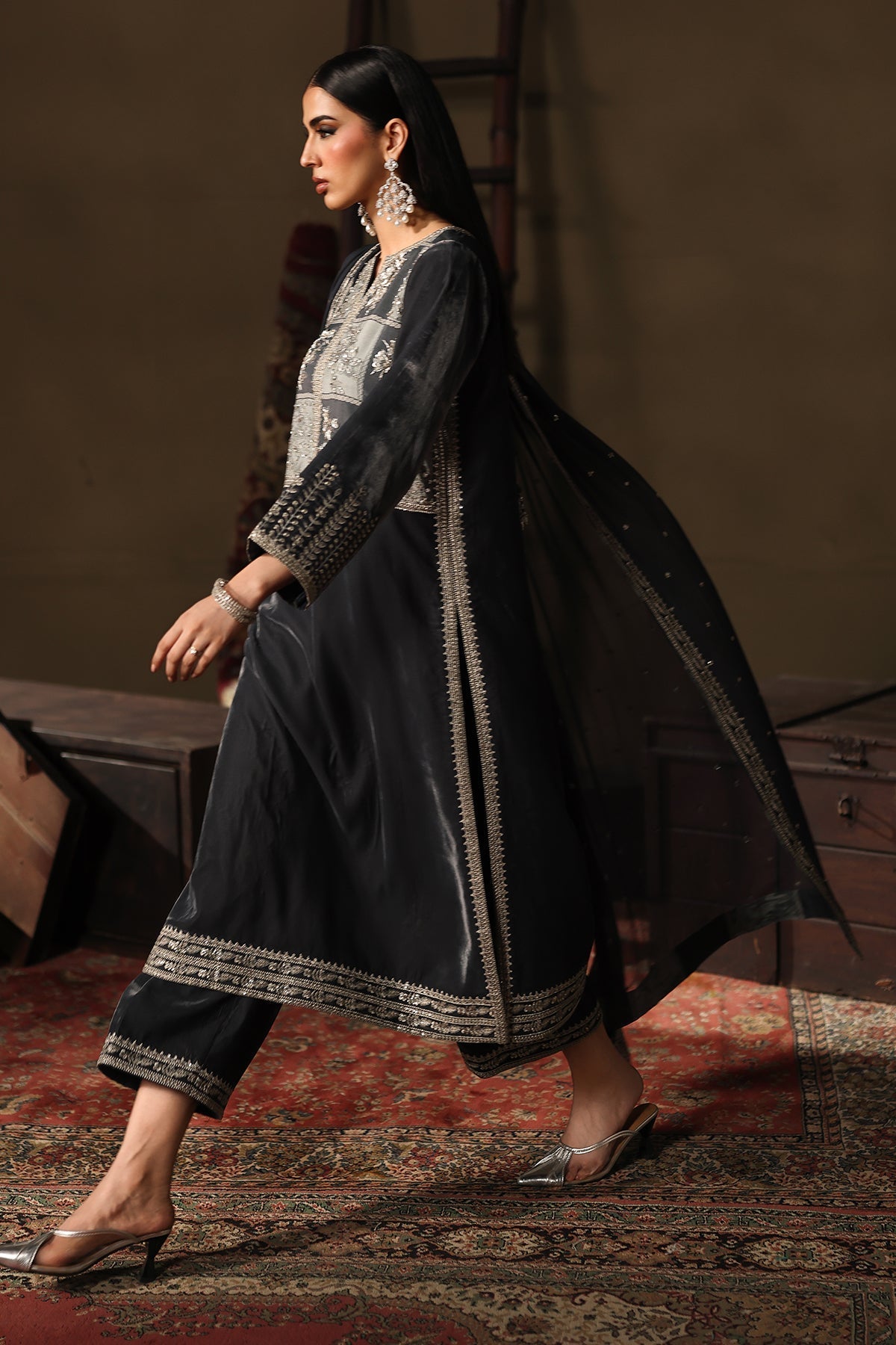Charizma | Signora Velvet 25 | CVT5-03 - Official Charizma stockist in UK - Sakeena London