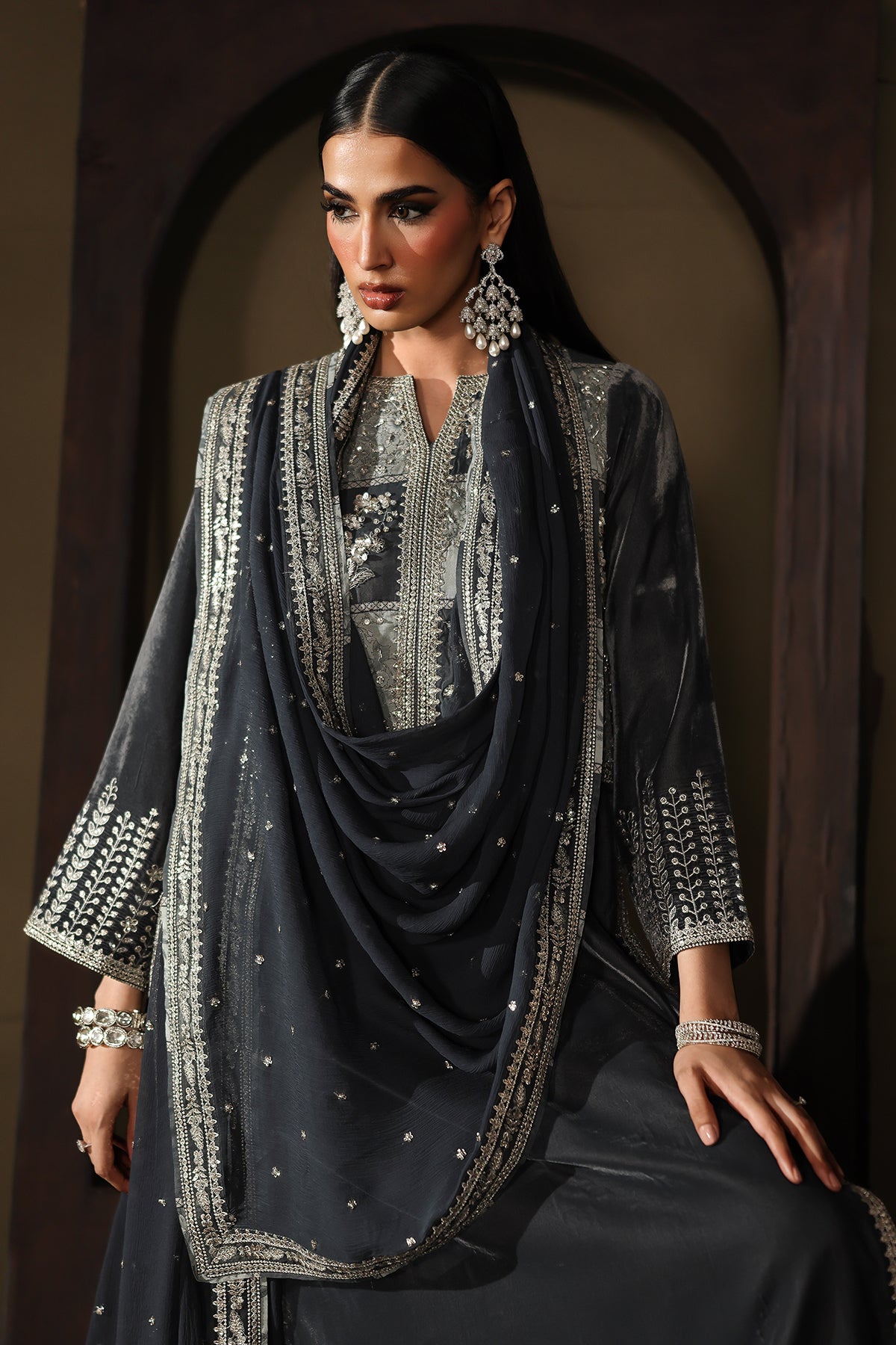 Charizma | Signora Velvet 25 | CVT5-03 - Official Charizma stockist in UK - Sakeena London