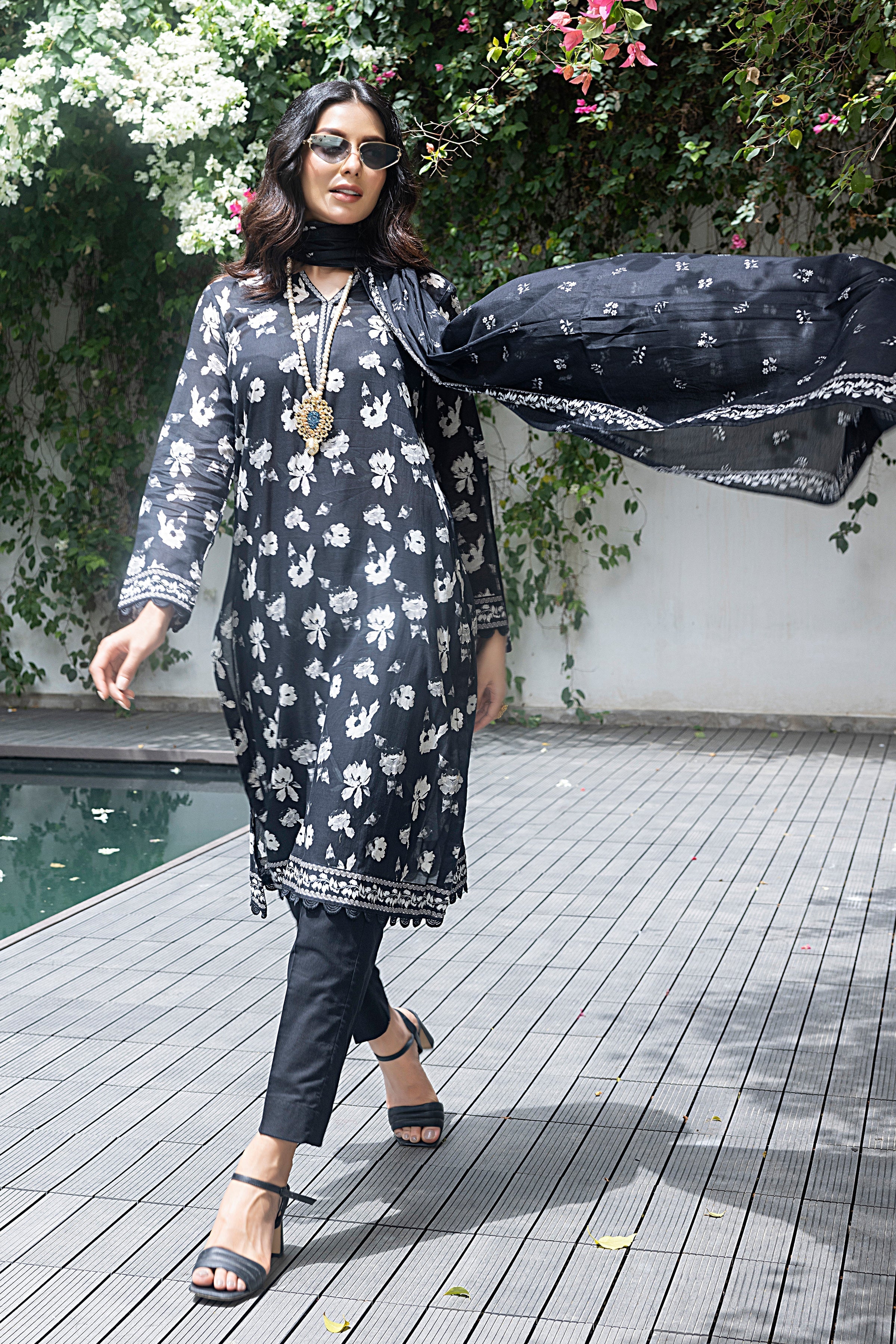 LSM | Winter Marina 24 | 0151 A - Official LSM stockist in UK - Sakeena London