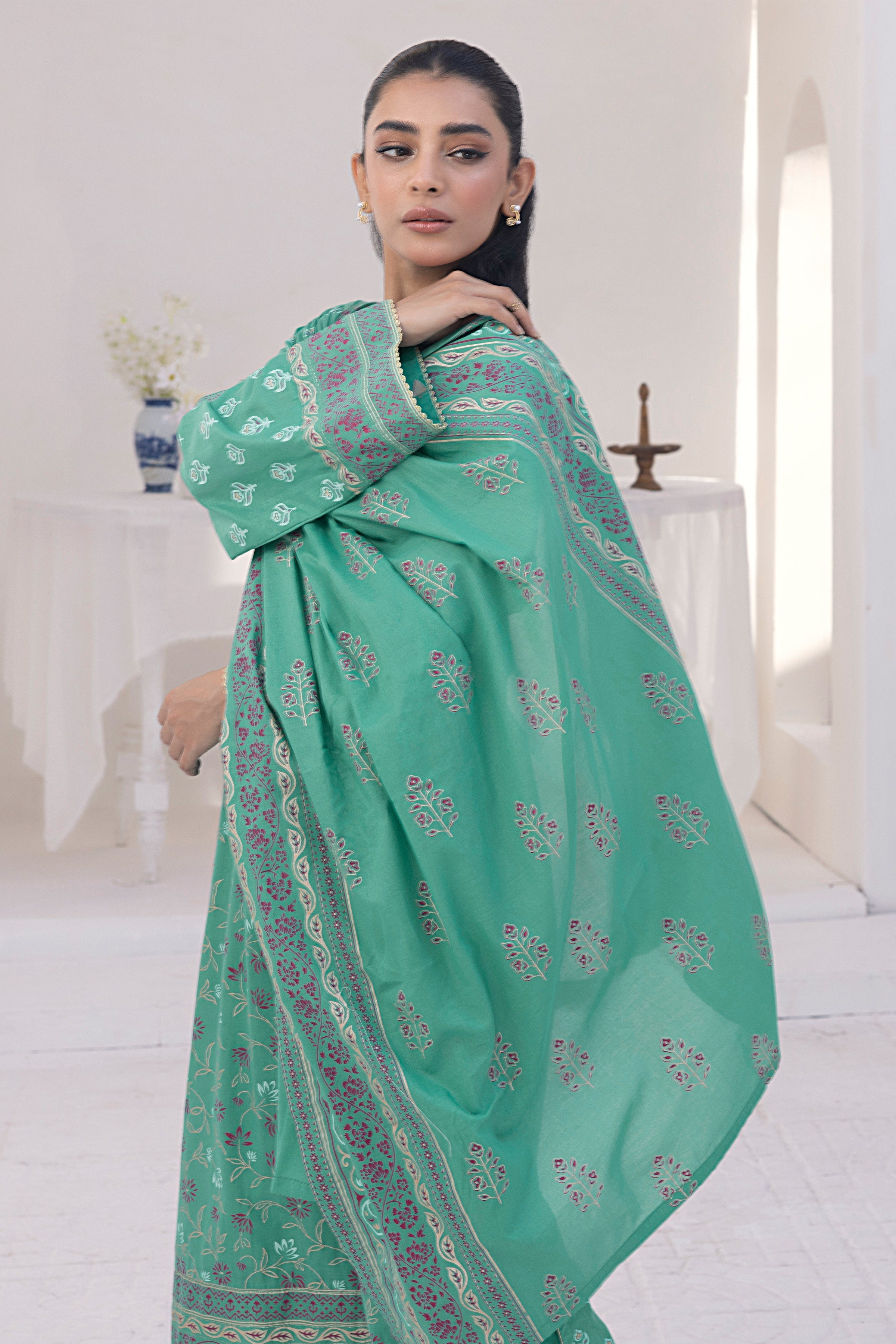 LSM | Winter Marina 24 | 0016 - Official LSM stockist in UK - Sakeena London